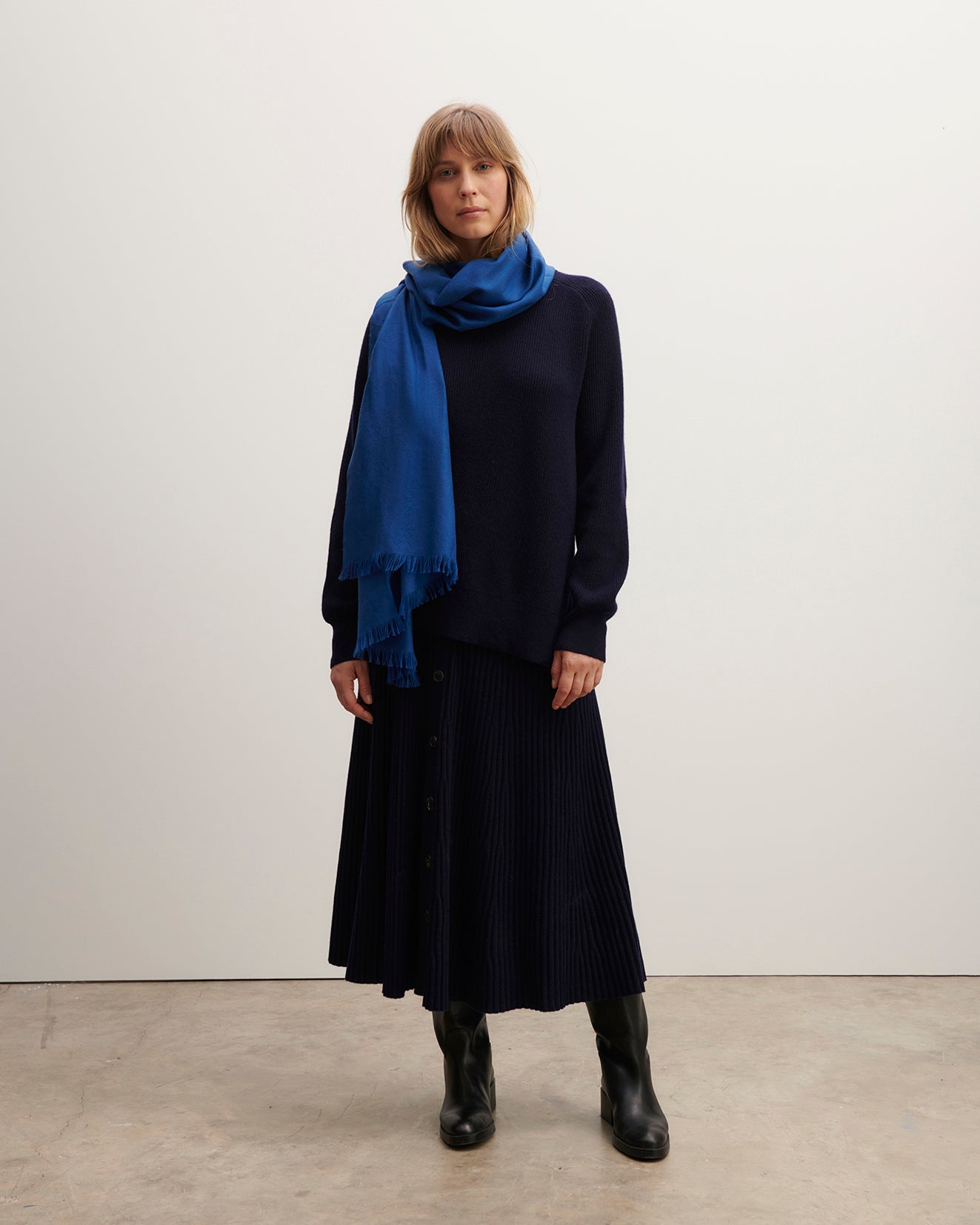 ERIC BOMPARD　カシミヤストール　未使用品 Voile stole in Cashmere Mix niagara | Eric Bompard