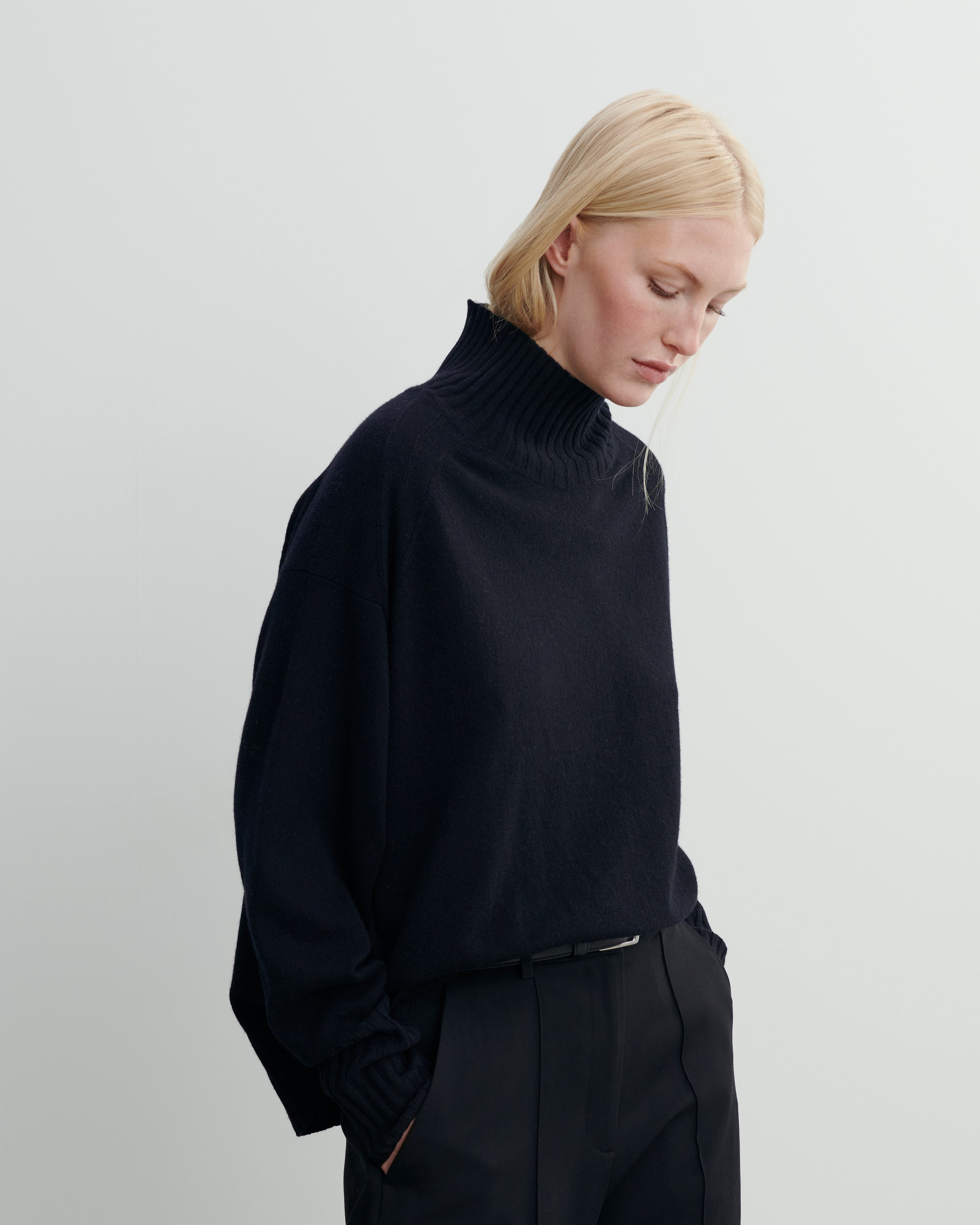 Ribbed high neck pullover in Cashmere Women black | Eric Bompard