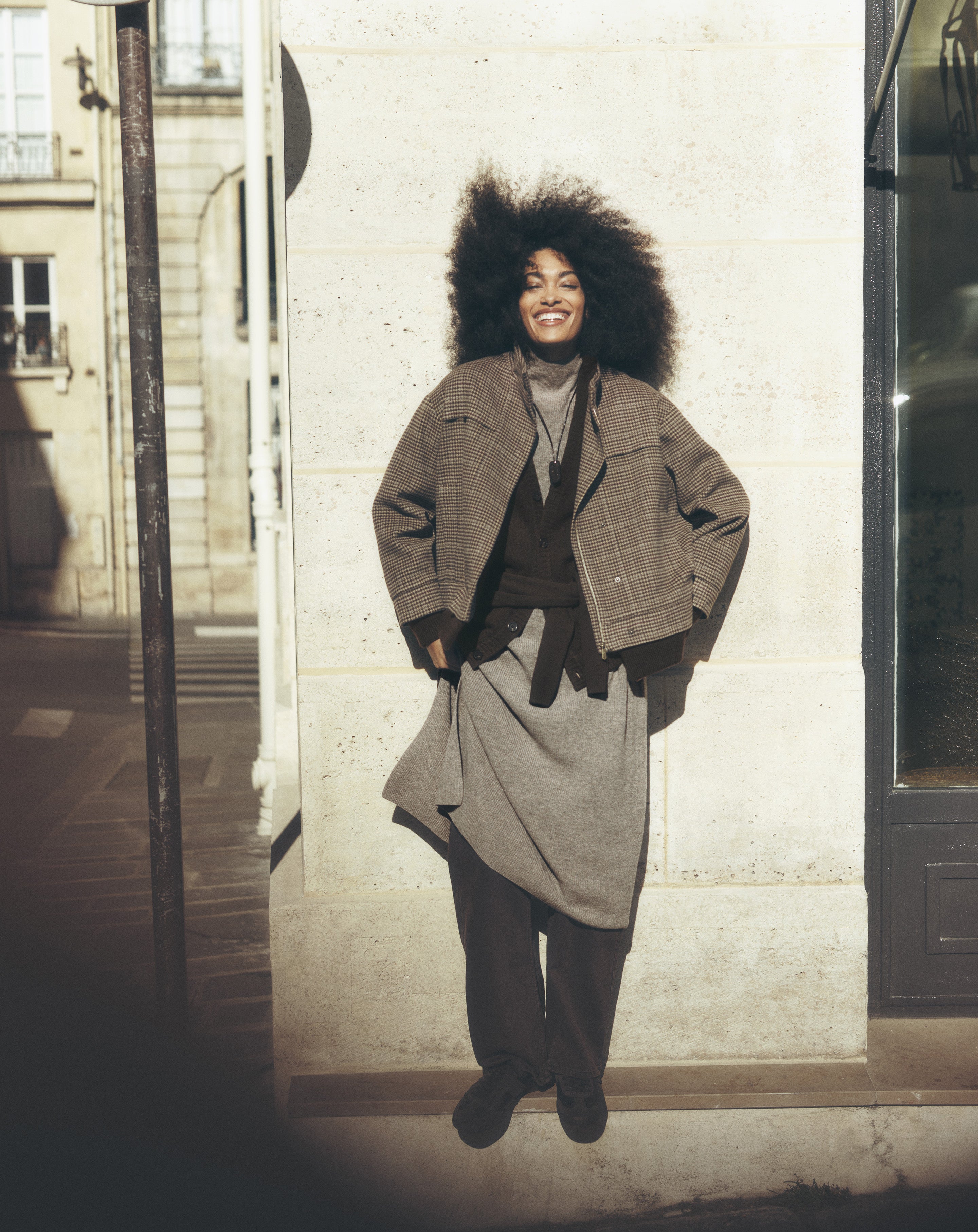 Houndstooth bomber jacket in Cashmere, Yak Women millet/chocolate