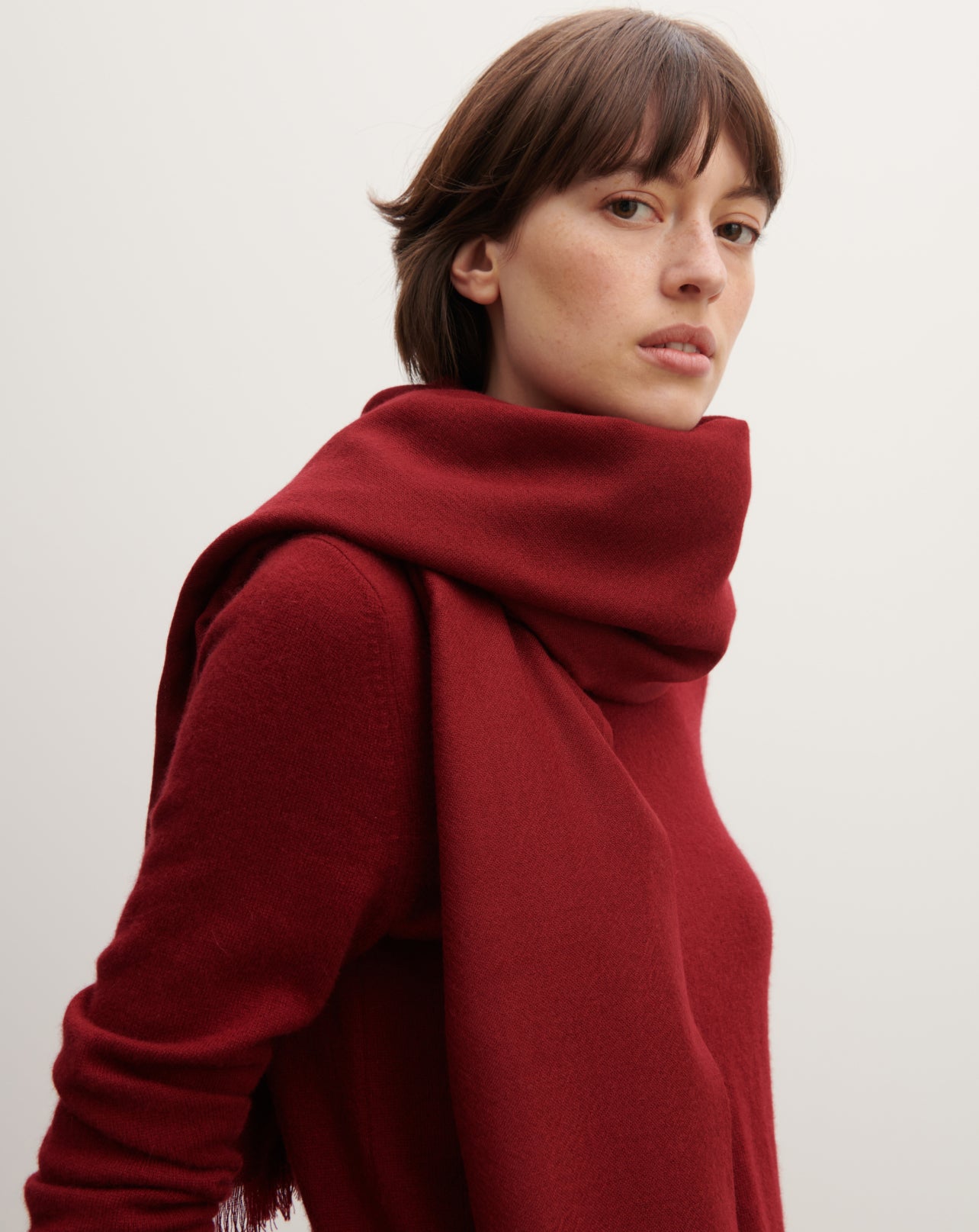 Maxi étole en voile-CARMEN-100% cachemire