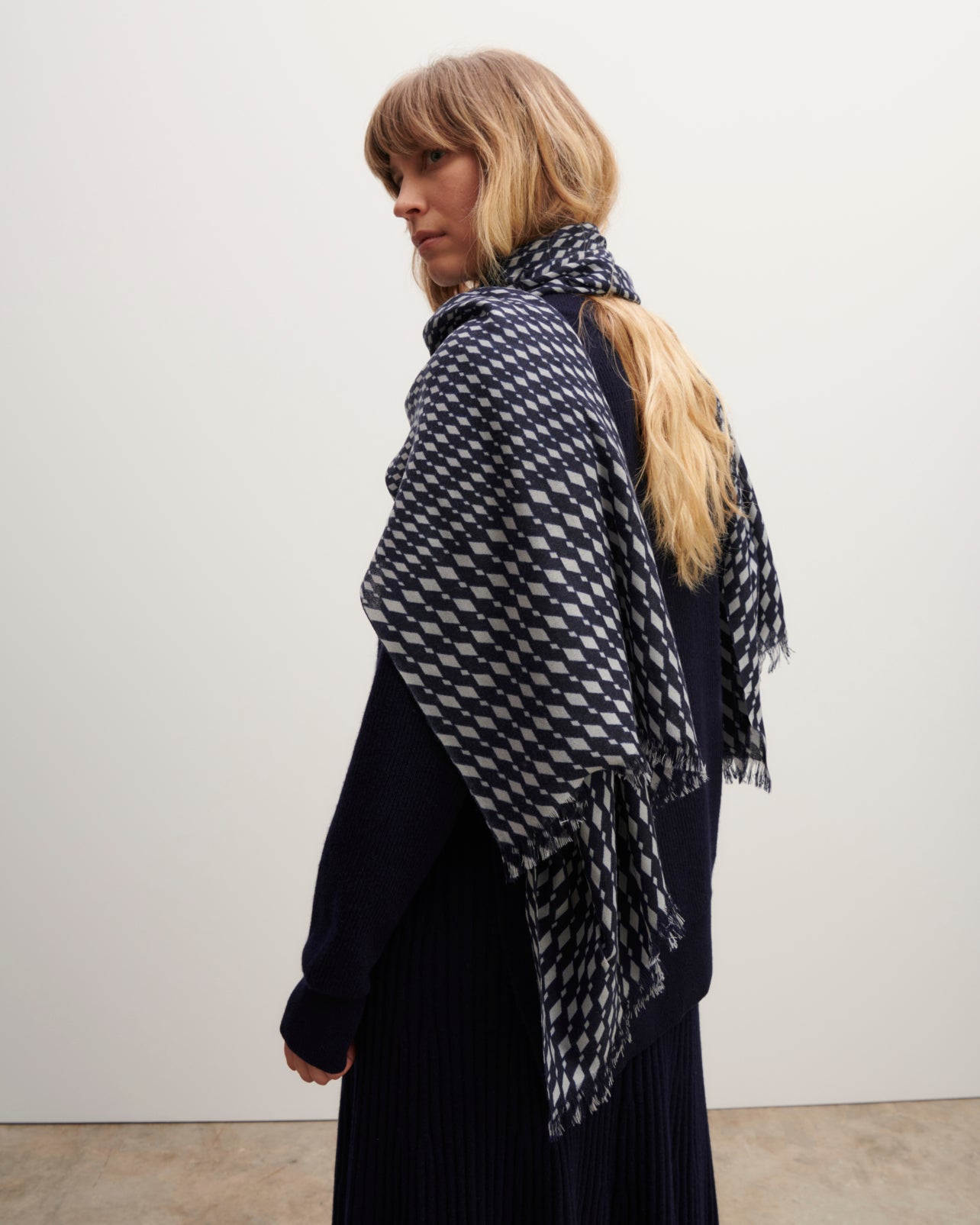 Etole imprimée-MARINE-100% cachemire