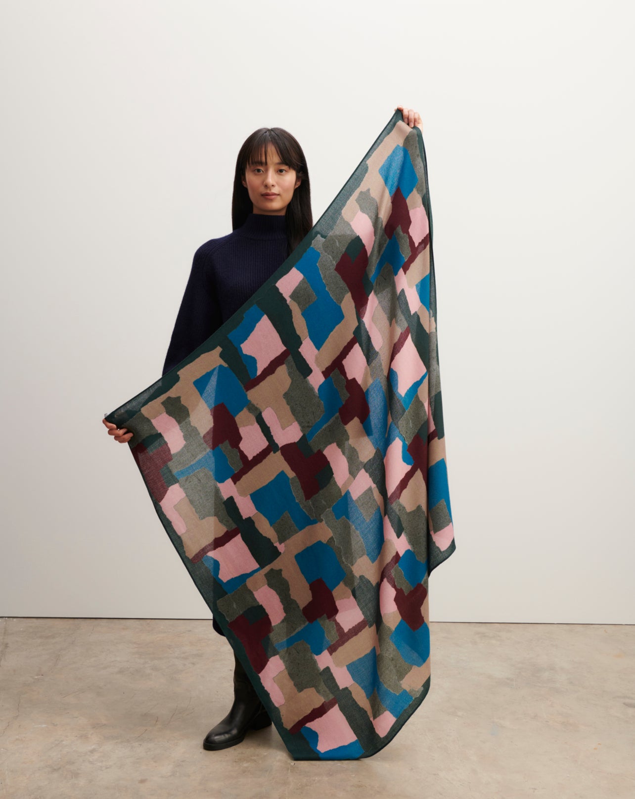 Carré imprimé-ROSE RETRO-100% cachemire