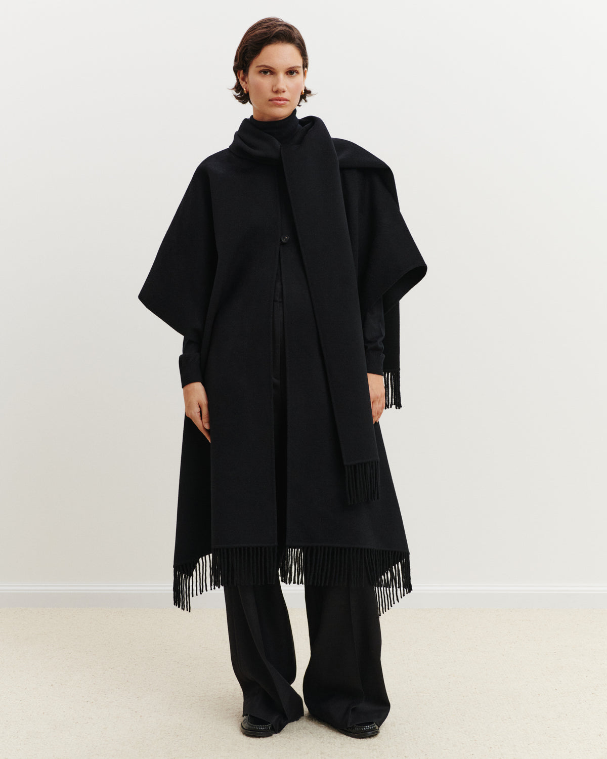 Cape double face-NOIR-90% laine 10% cachemire