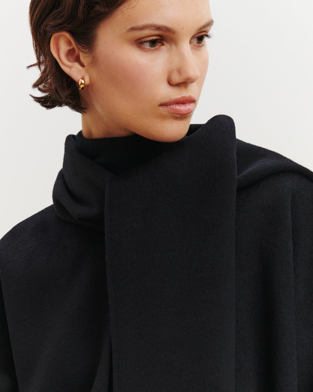 Cape double face-NOIR-90% laine 10% cachemire
