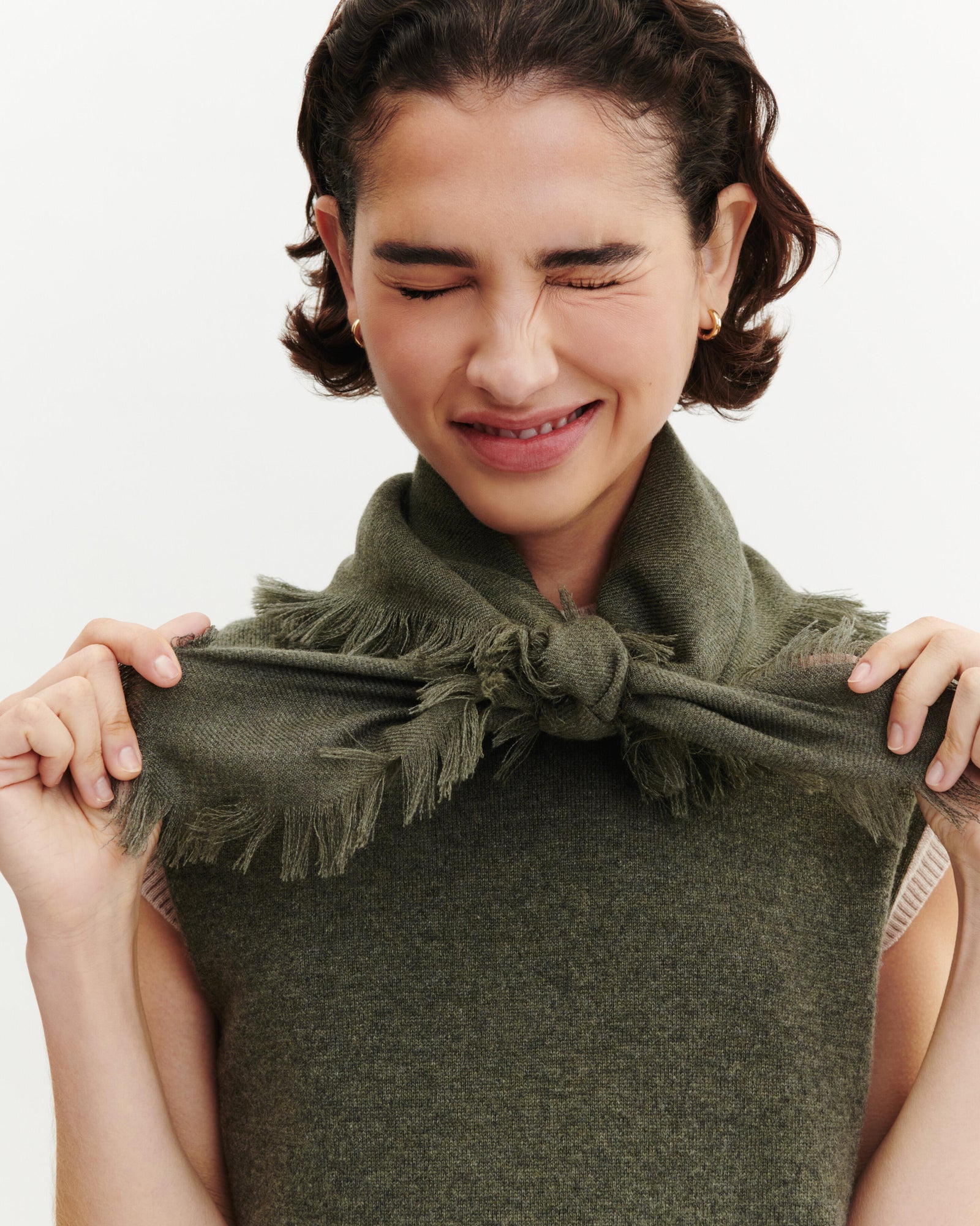 Mini carré à franges-KAKI OMBRE-100% cachemire