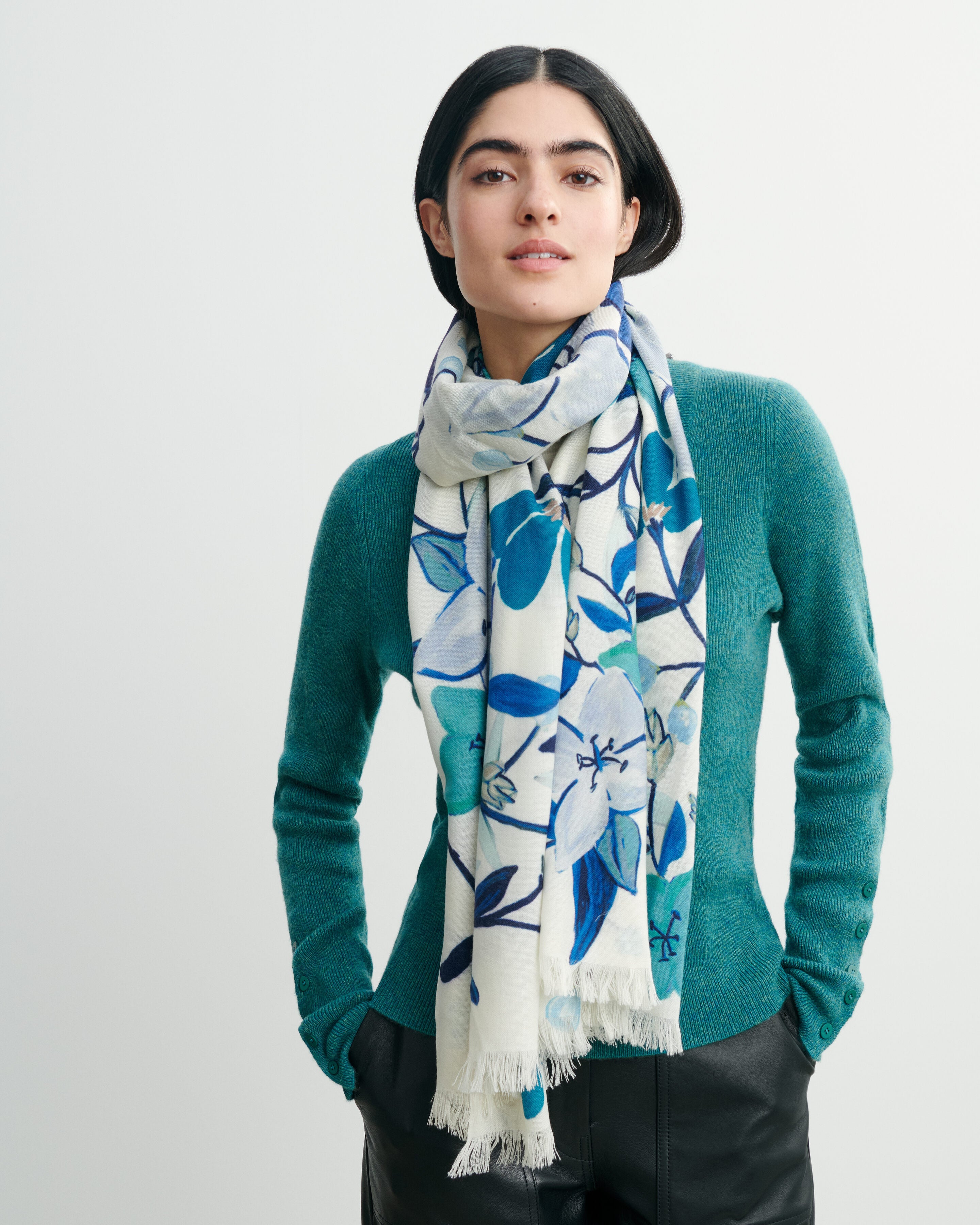 Etole imprimée-NATUREL/MARINE-100% cachemire