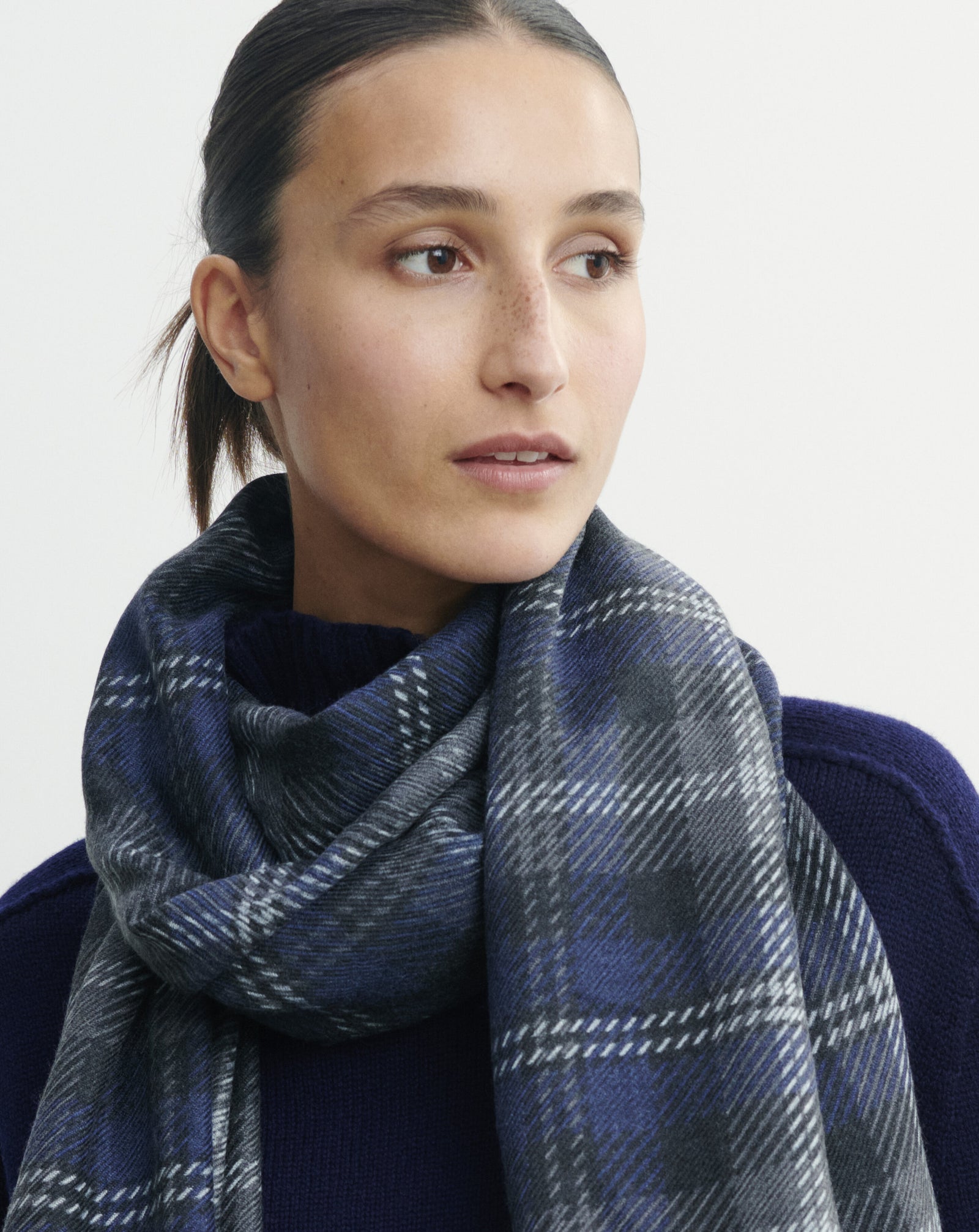 Etole twill imprimée-MARINE-100% cachemire