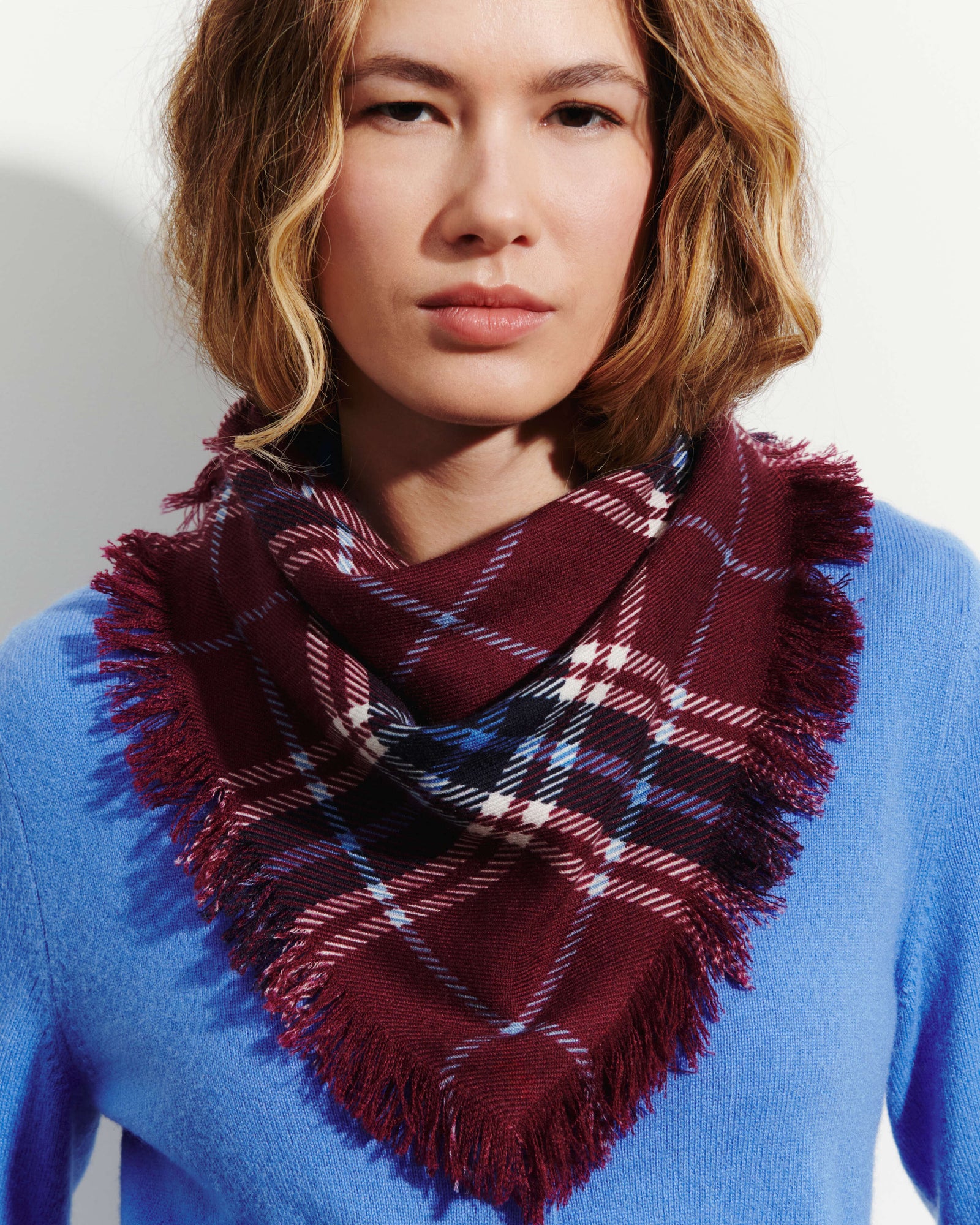 Mini carré twill imprimé-OXALIS/MARINE-100% cachemire