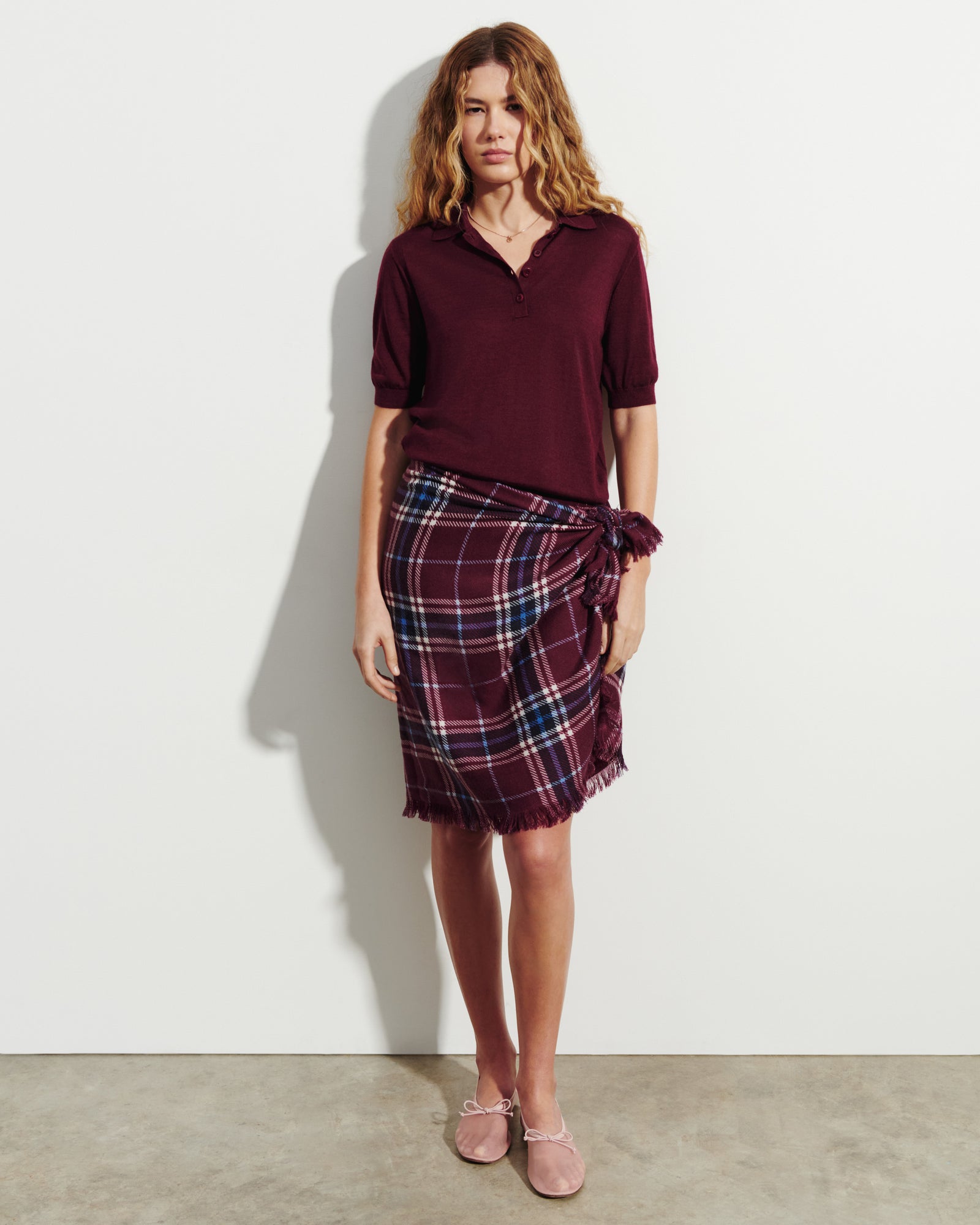 Carré en twill imprimé-OXALIS/MARINE-100% cachemire