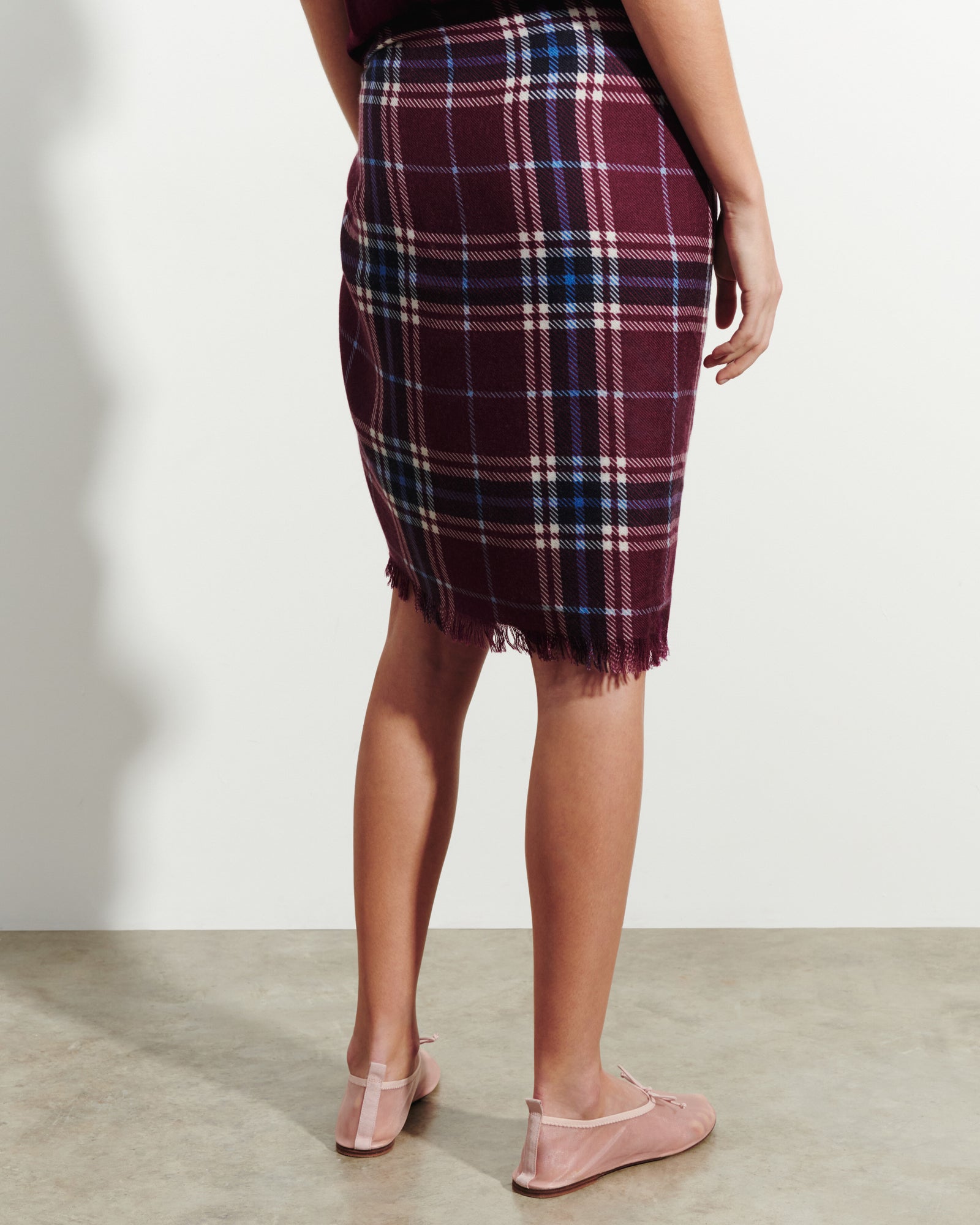 Carré en twill imprimé-OXALIS/MARINE-100% cachemire