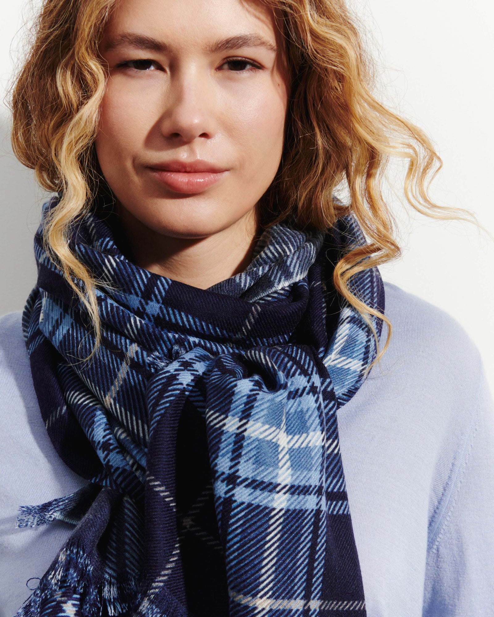 Etole en twill imprimée-MARINE/BLEU ATLAS-100% cachemire