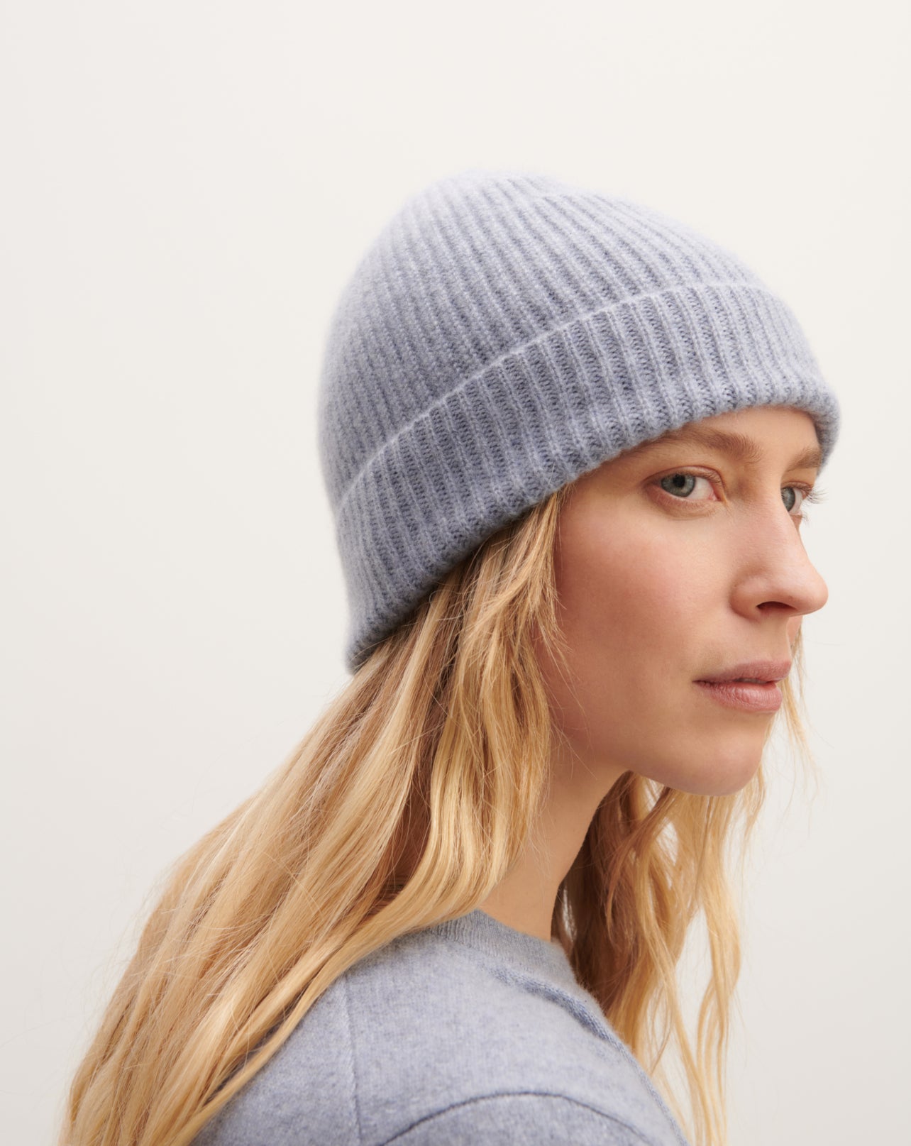 Bonnet à côtes-BLEU MONTAGNE-100% cachemire