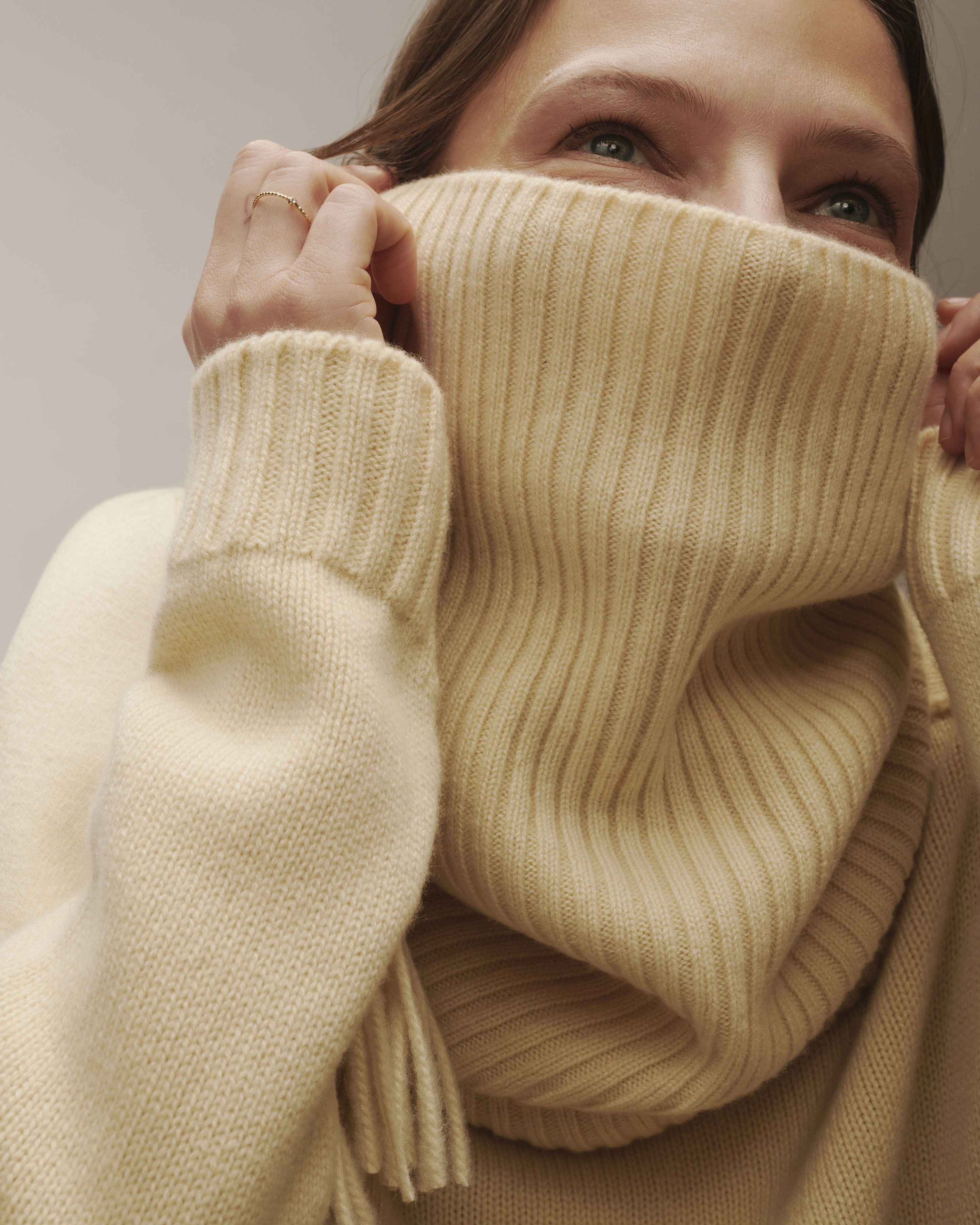 Tour de cou à côtes-JAUNE PRIMEVERE-100% cachemire