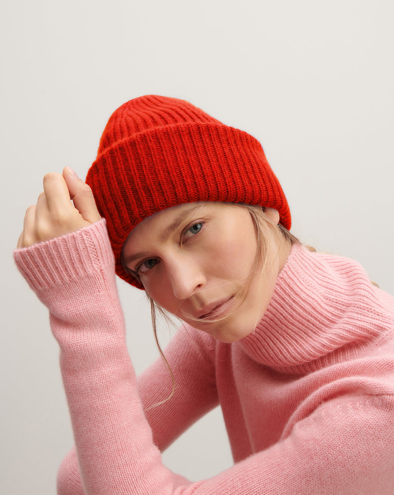 Bonnet ample à côtes-ROUGE GORGE-100% cachemire