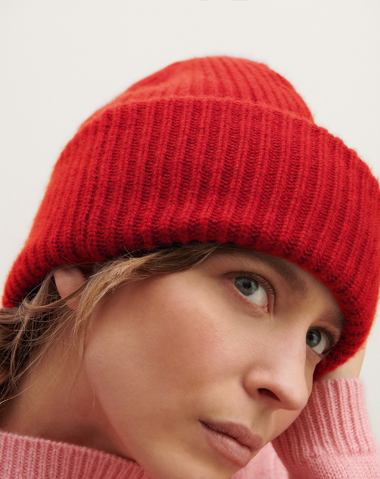 Bonnet ample à côtes-ROUGE GORGE-100% cachemire