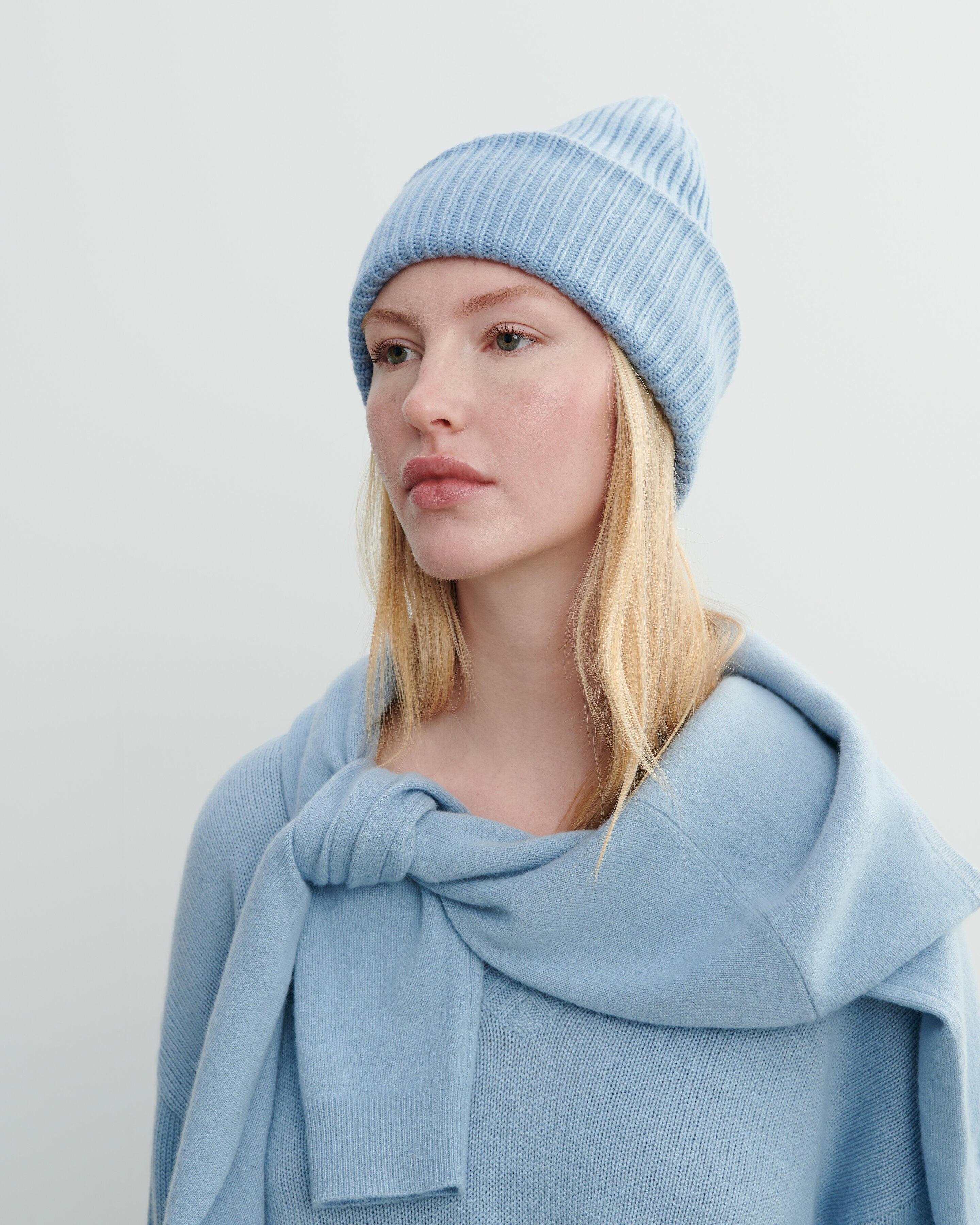 Bonnet ample à côtes-BLEU CONCORDE-100% cachemire