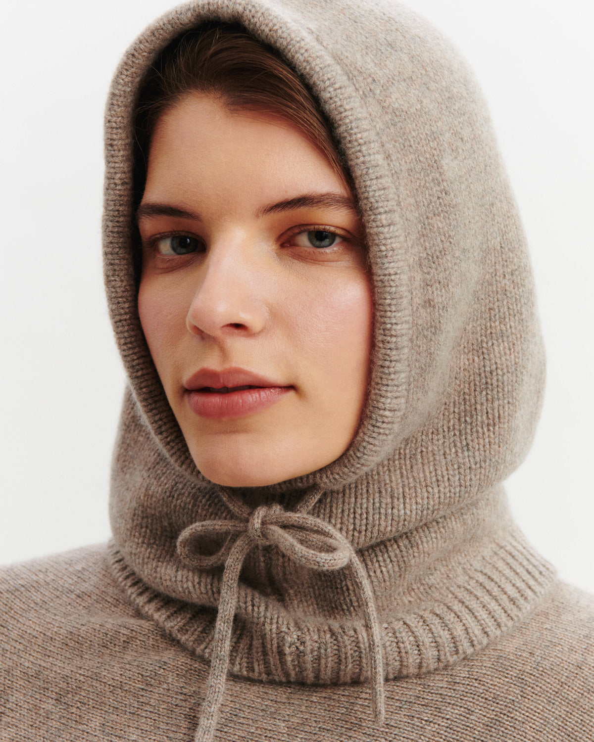Cagoule à cordons Suzon-MILLET-100% cachemire