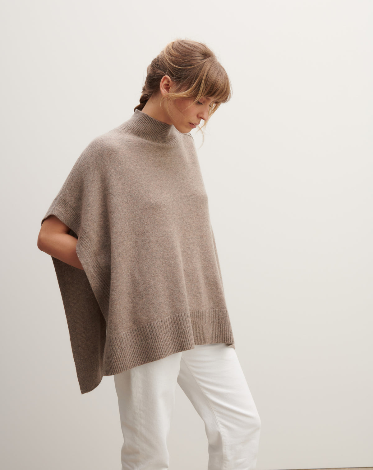 Poncho à boutons-MILLET-100% cachemire