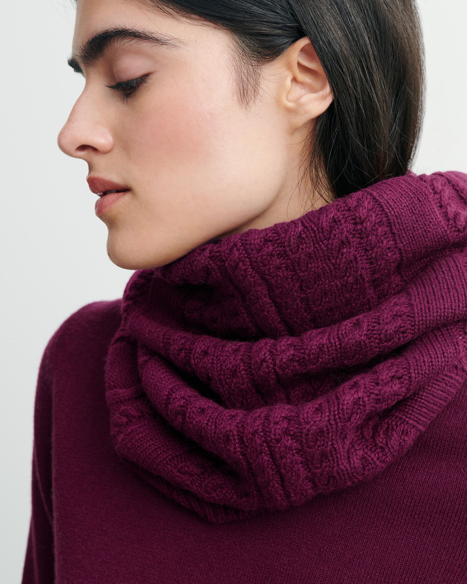 Tour de cou à torsades-PRUNE DAMAS-100% cachemire