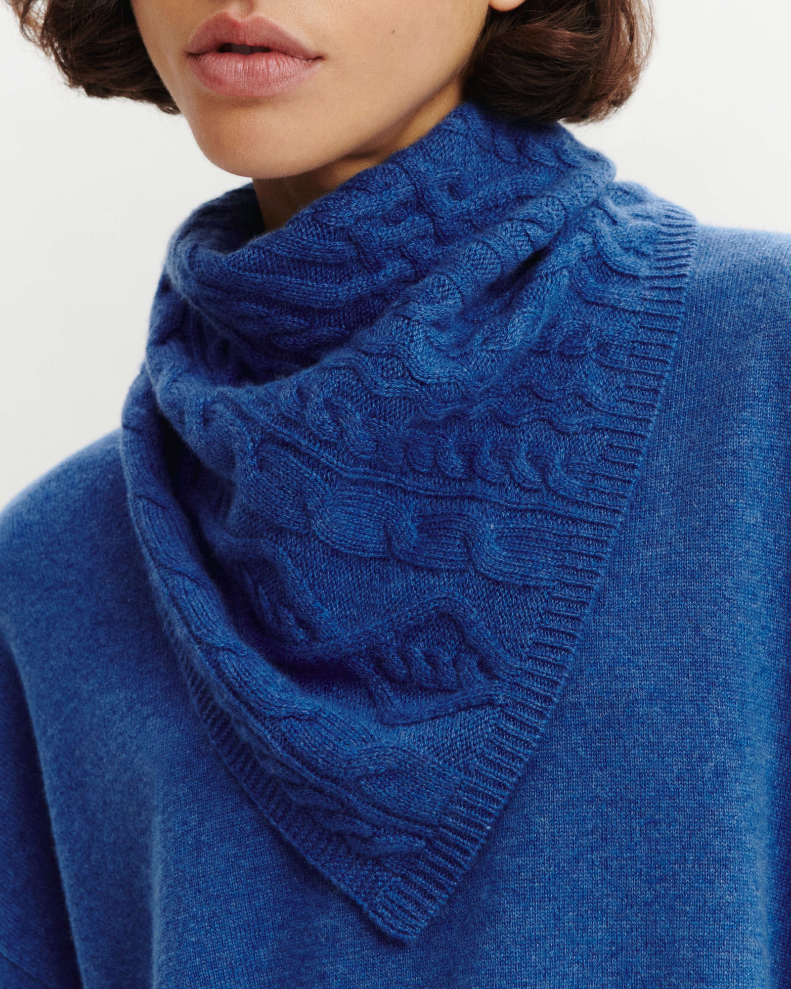 Triangle Sacha-BLEU DE DELFT-100% cachemire