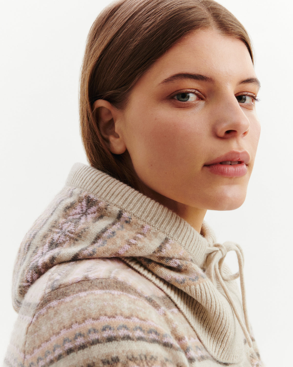Cagoule fairisle-ROSE QUARTZ/AVOINE-100% cachemire