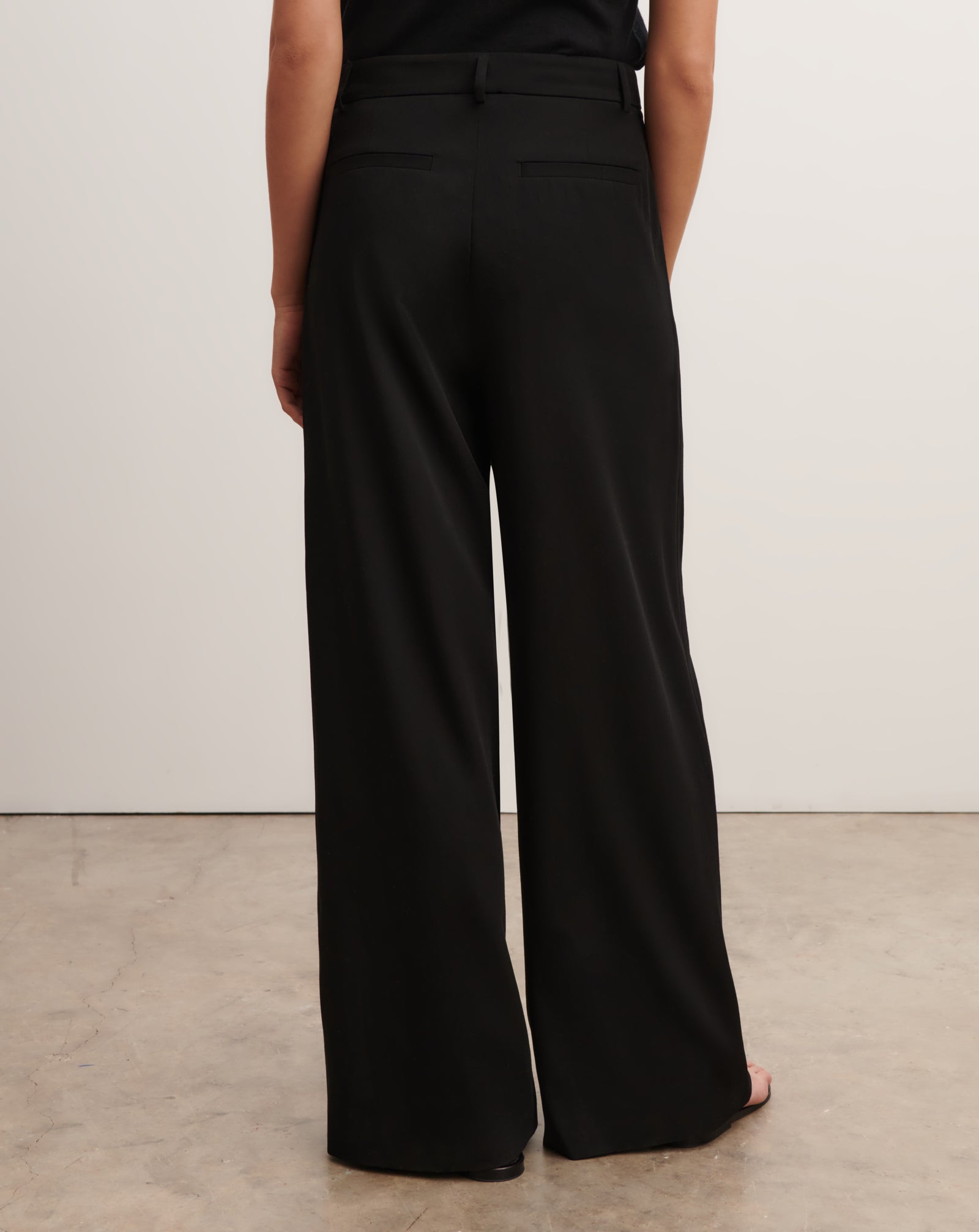 Pantalon ample à plis-NOIR-100% laine