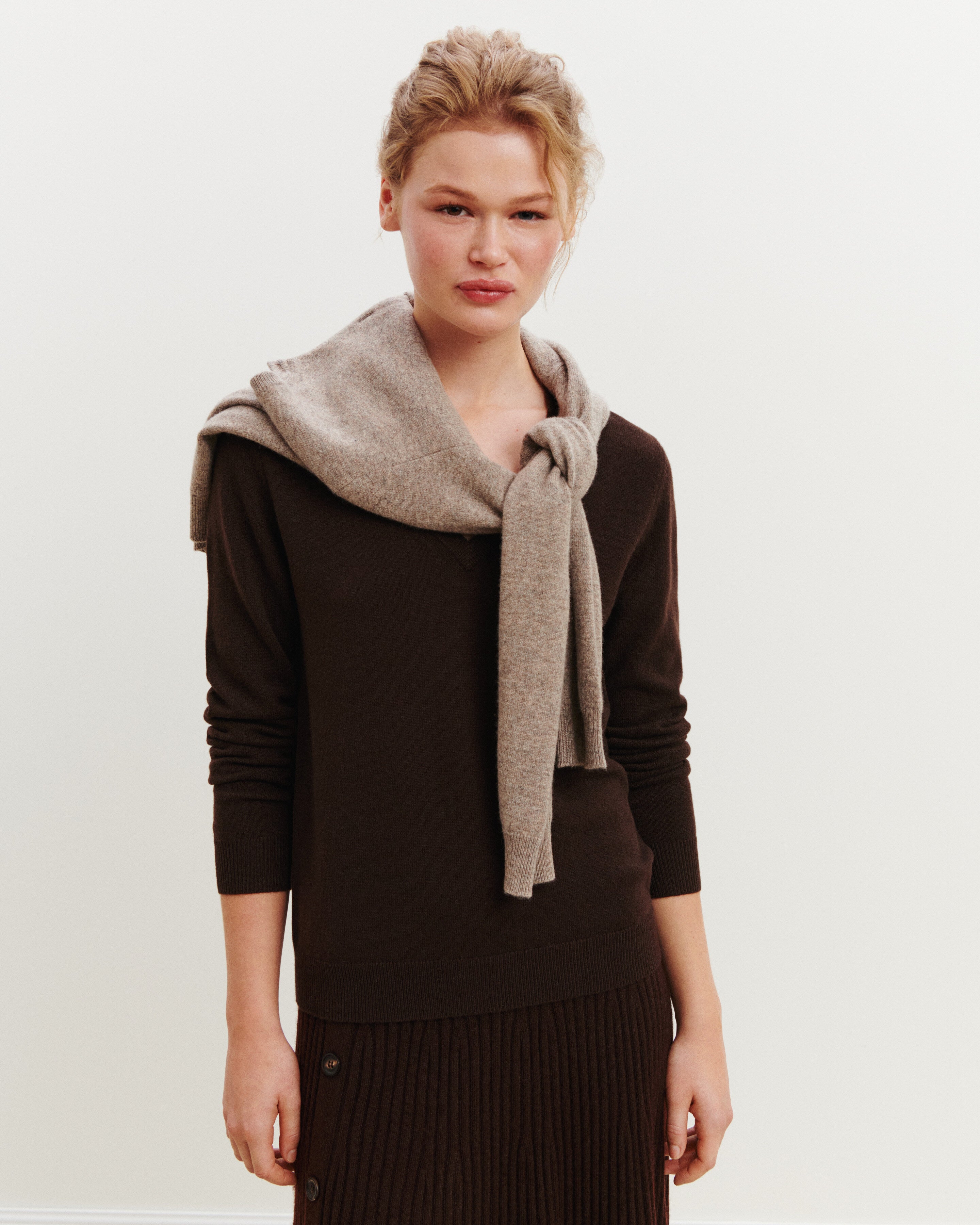 Pull col V Origines-CHOCOLAT-100% cachemire