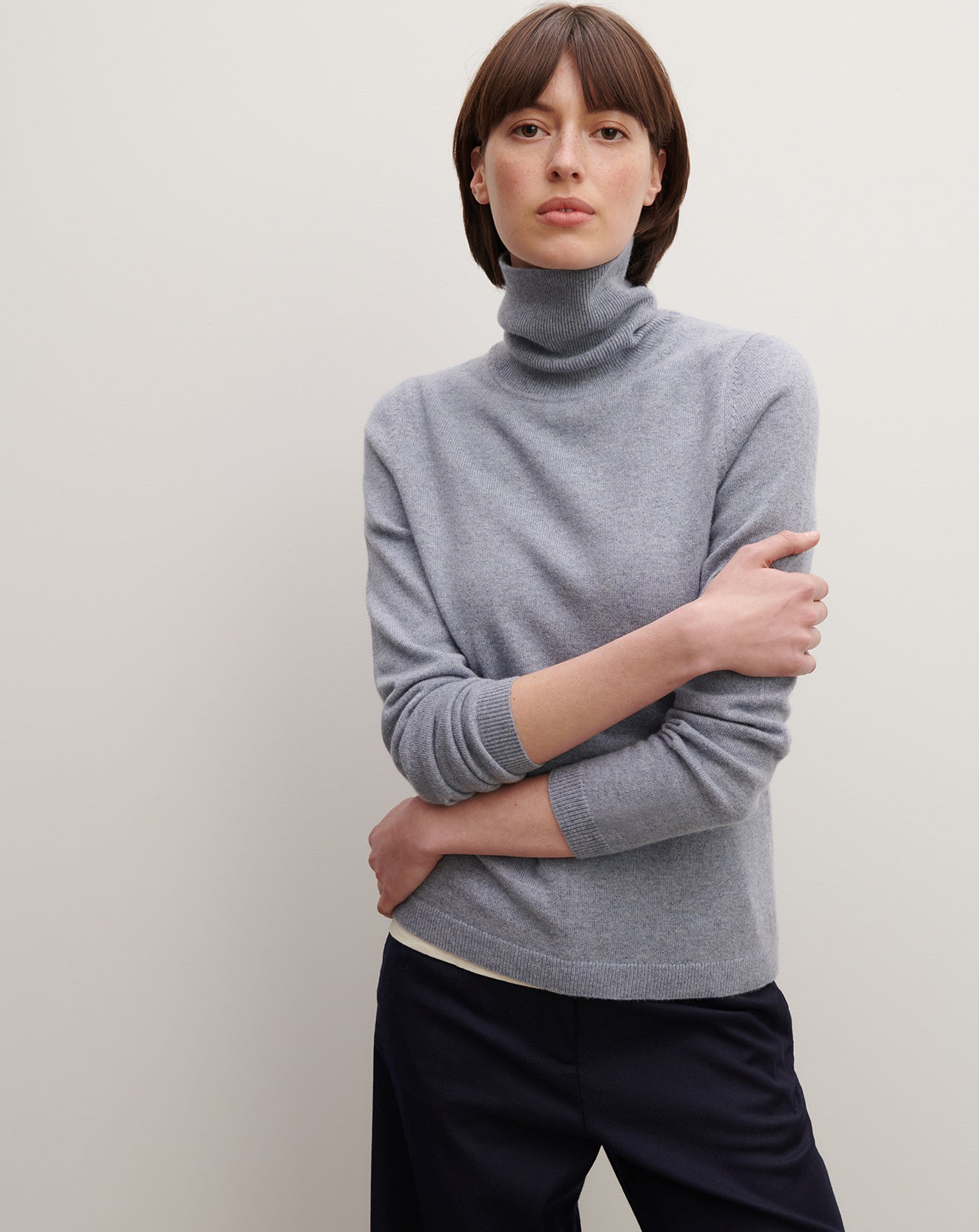 Pull col roulé ajusté-BLEU MONTAGNE-100% cachemire