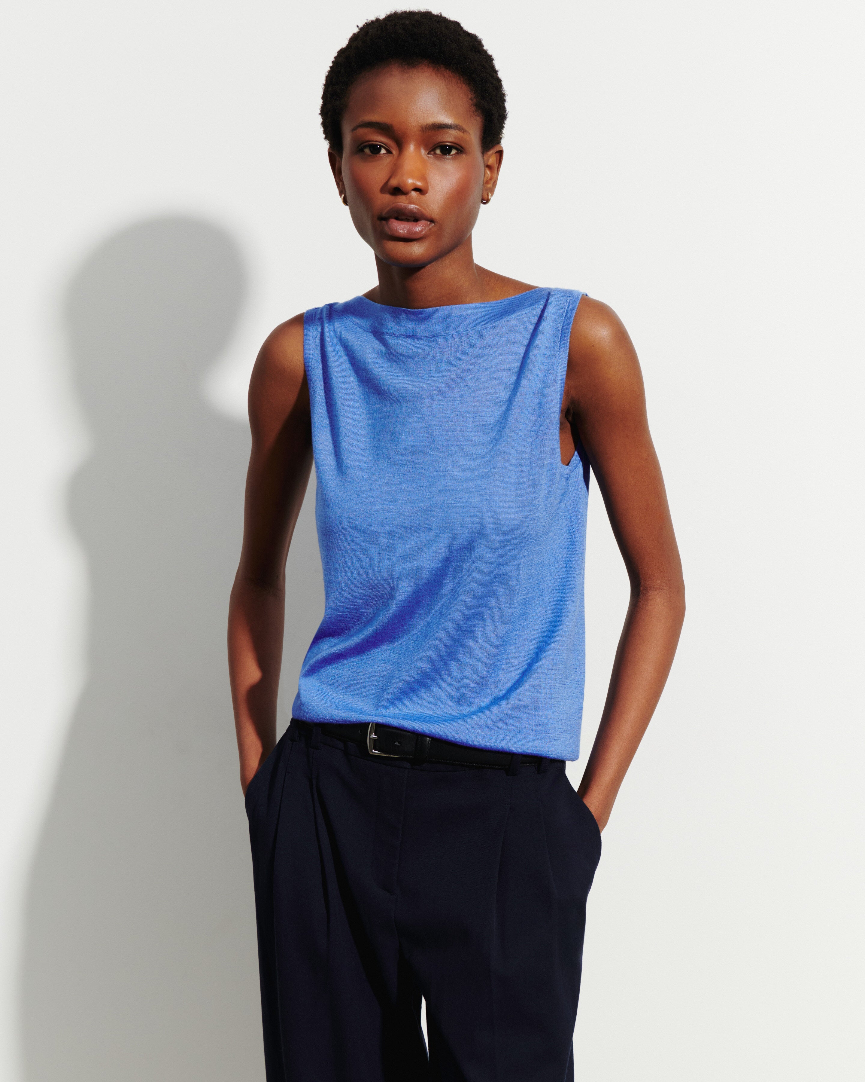 Débardeur col bateau-BLEU ALTHEA-70% cachemire 30% soie