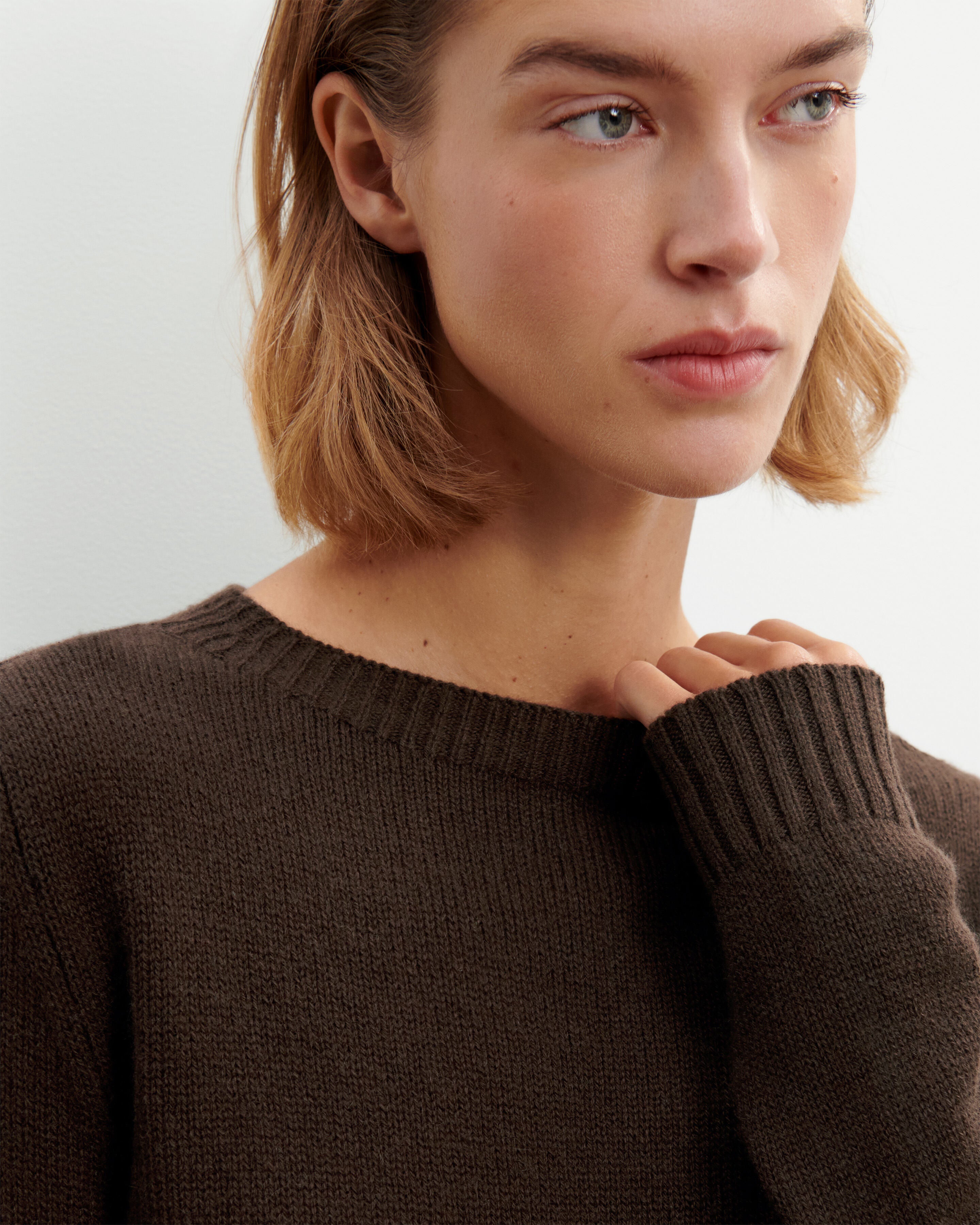 Pull col rond-CHOCOLAT-100% cachemire