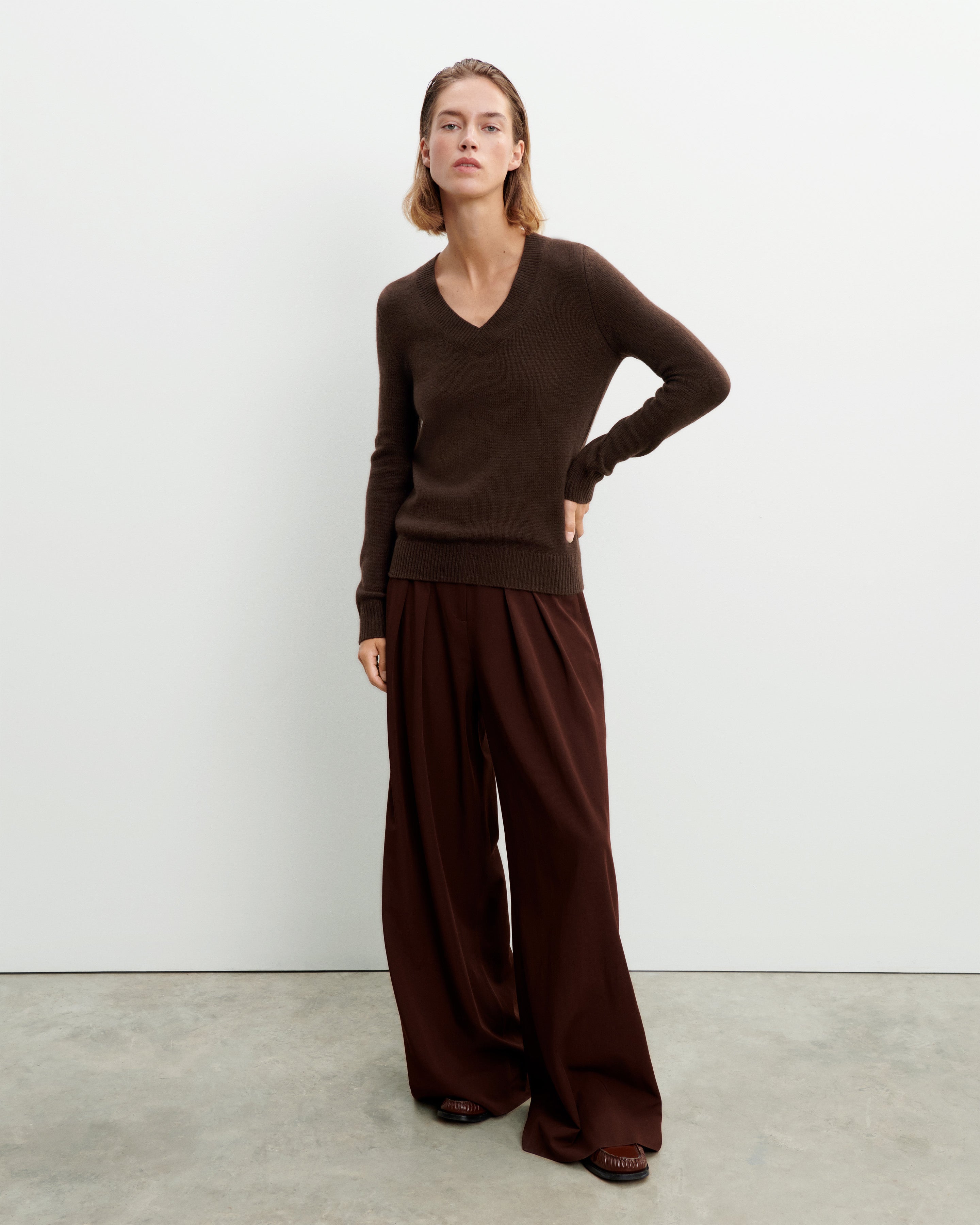 Pull col V-CHOCOLAT-100% cachemire