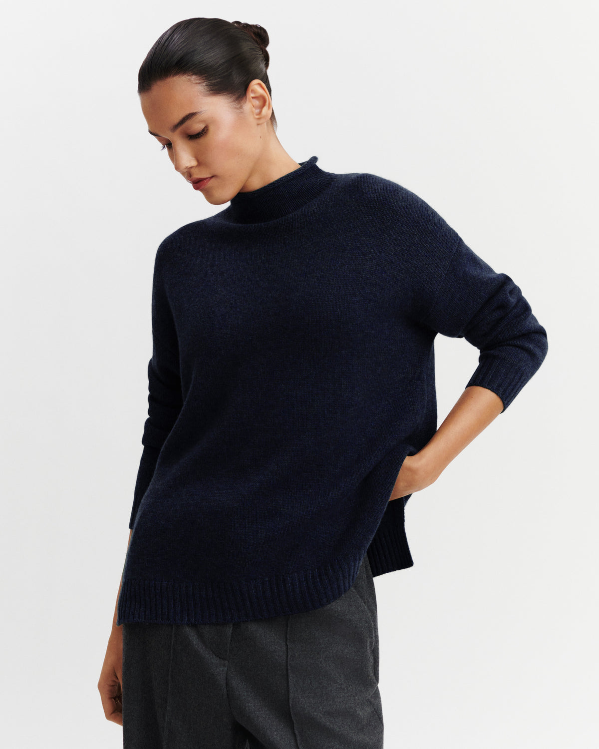 Pull col montant Lorette-MARINE-100% cachemire
