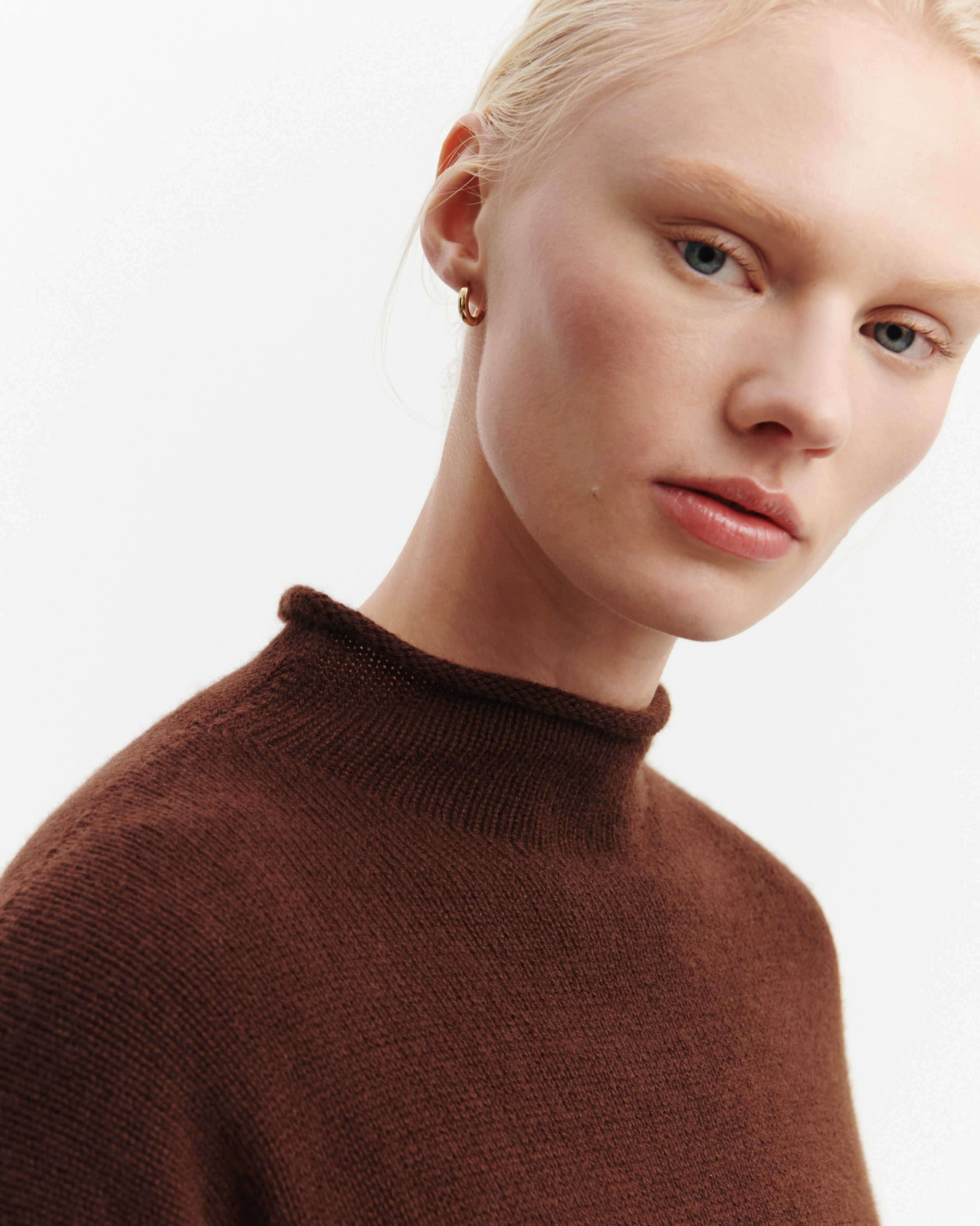 Pull col montant ample-CAFE-100% cachemire