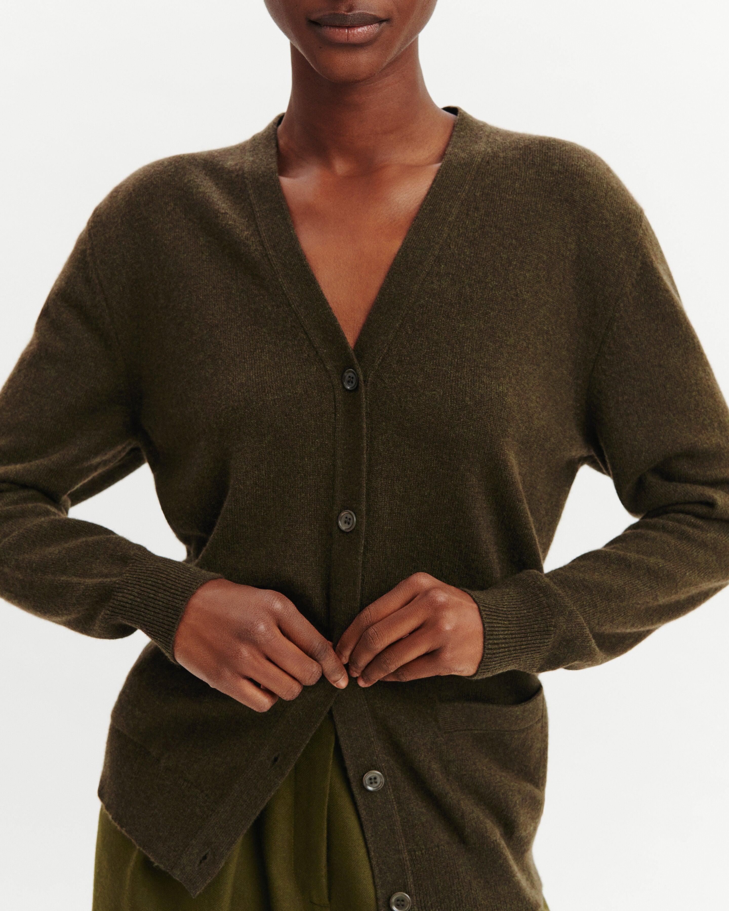 Gilet Origines-KAKI KOMBU-100% cachemire