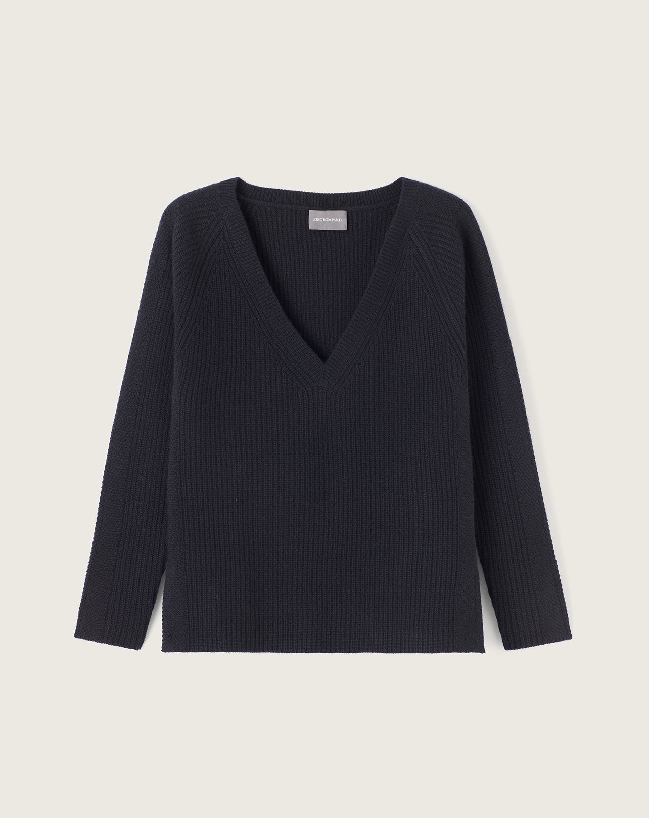 Pull V emmanchures raglan jeux de côtes et fentes-NOIR-100% cachemire