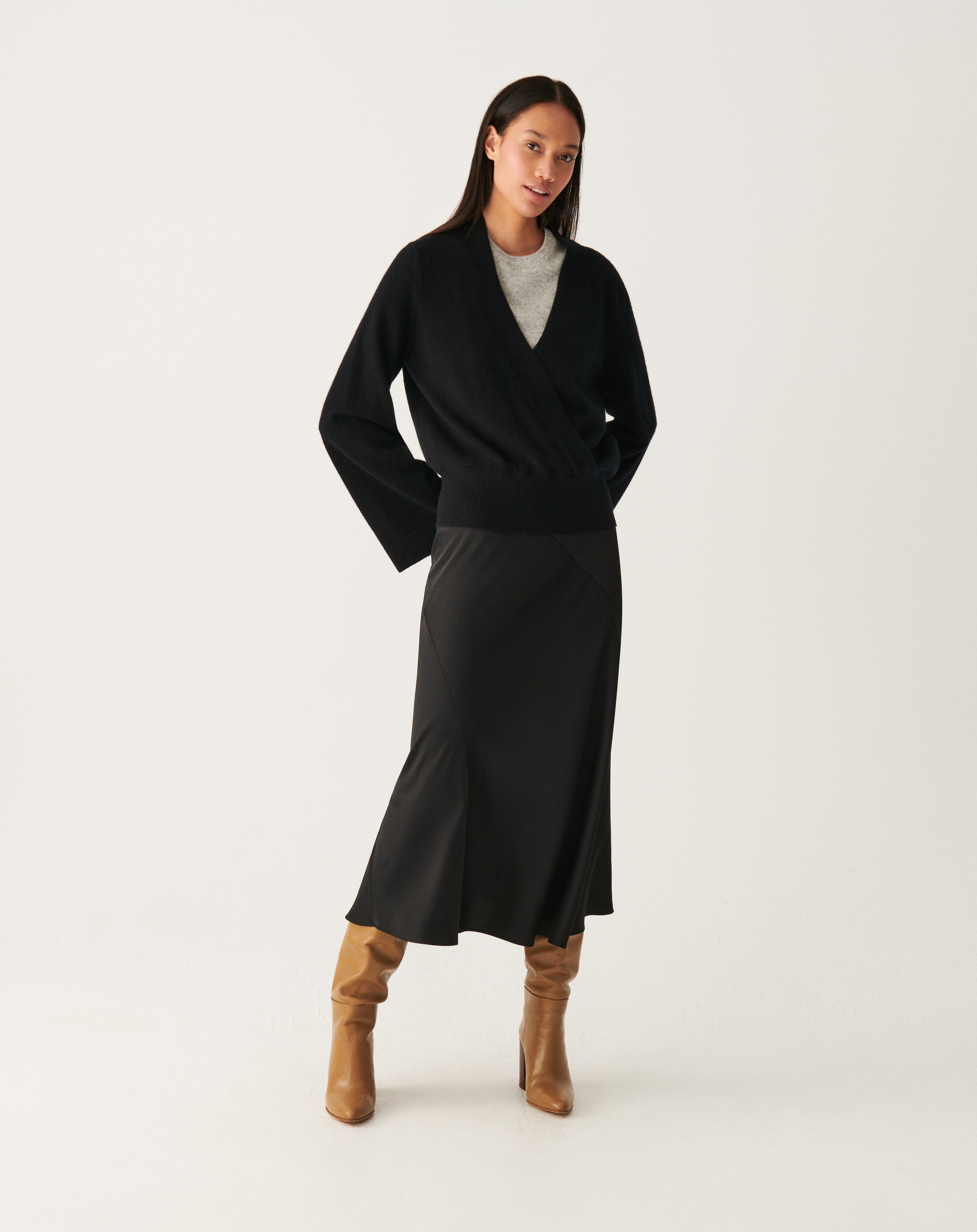 Pull V ample façon cache-coeur manches évasées