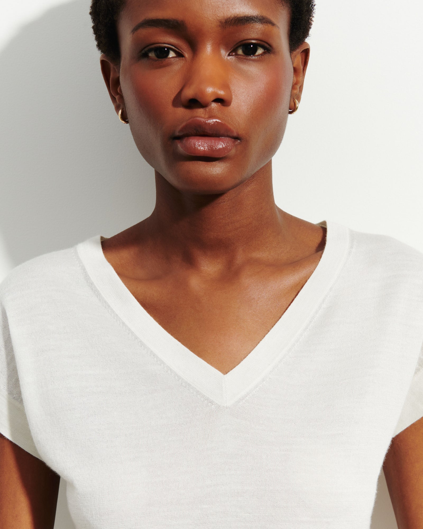 T-shirt col V -NATUREL-70% cachemire 30% soie