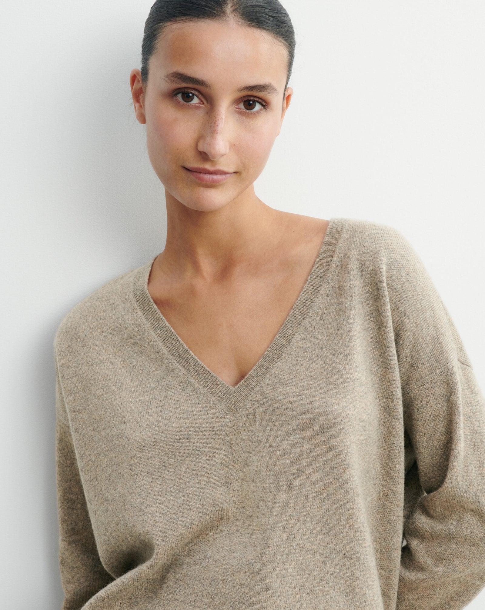 Pull col V ample-MILLET-100% cachemire