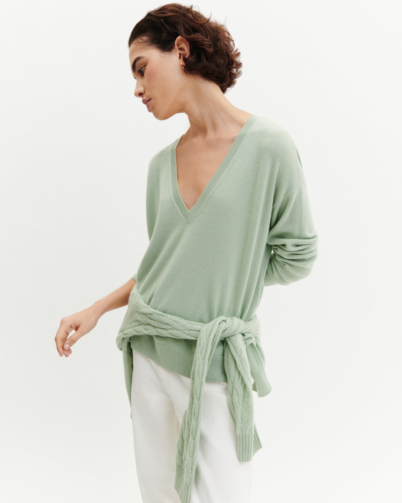 Pull col V ample fin-VERT AMANDE-100% cachemire
