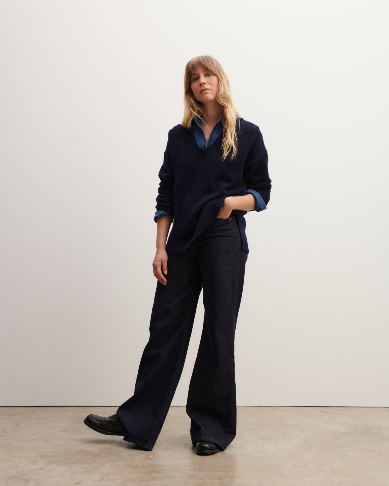 Pull col V ample-MARINE-100% cachemire