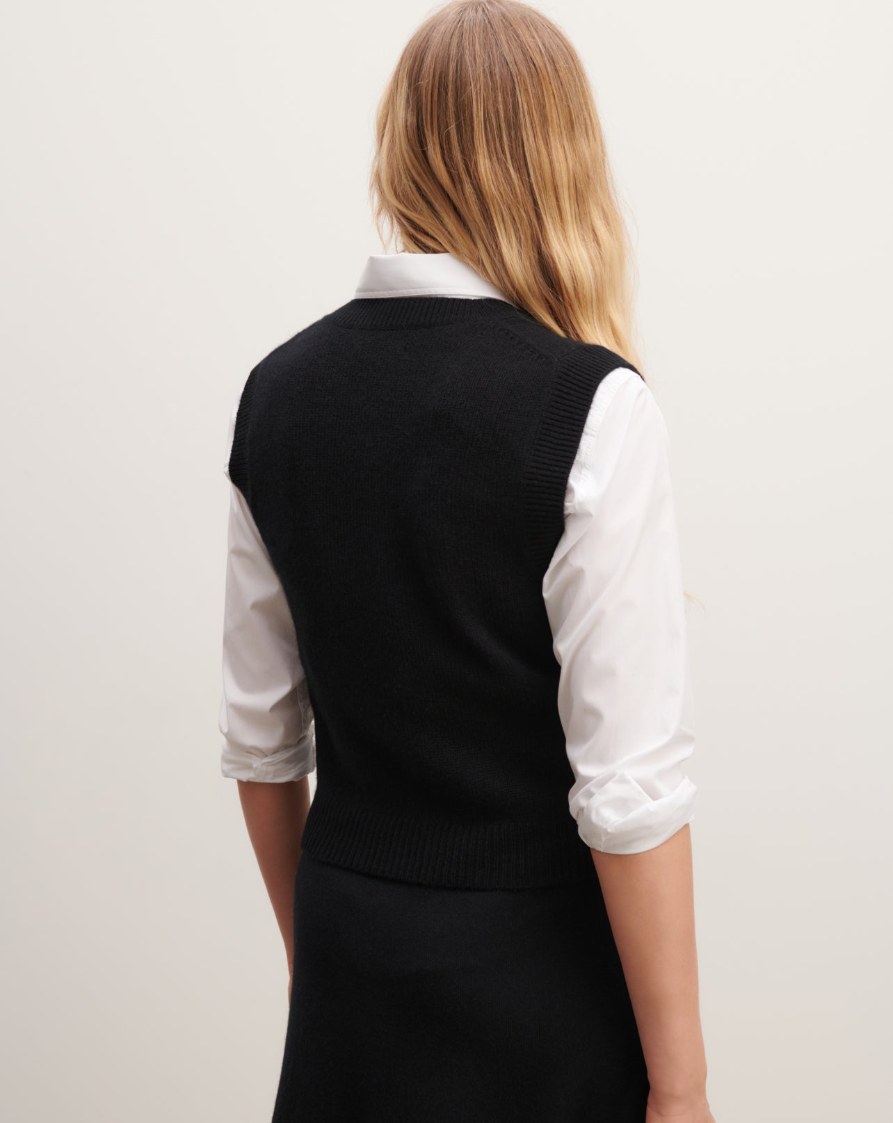 Col rond cropped sans manches-NOIR-100% cachemire