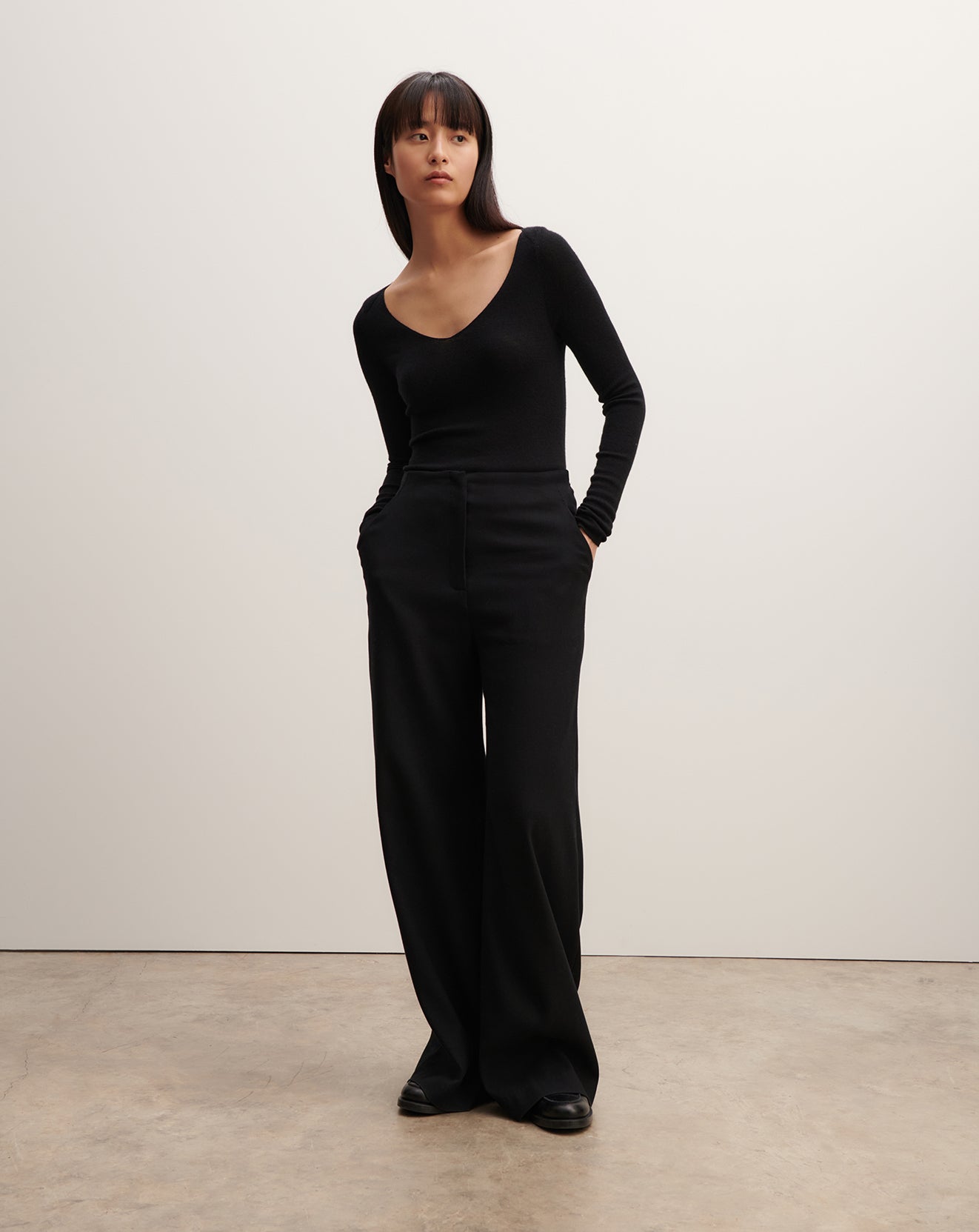 Pull col V maille unie-NOIR-70% cachemire 30% soie