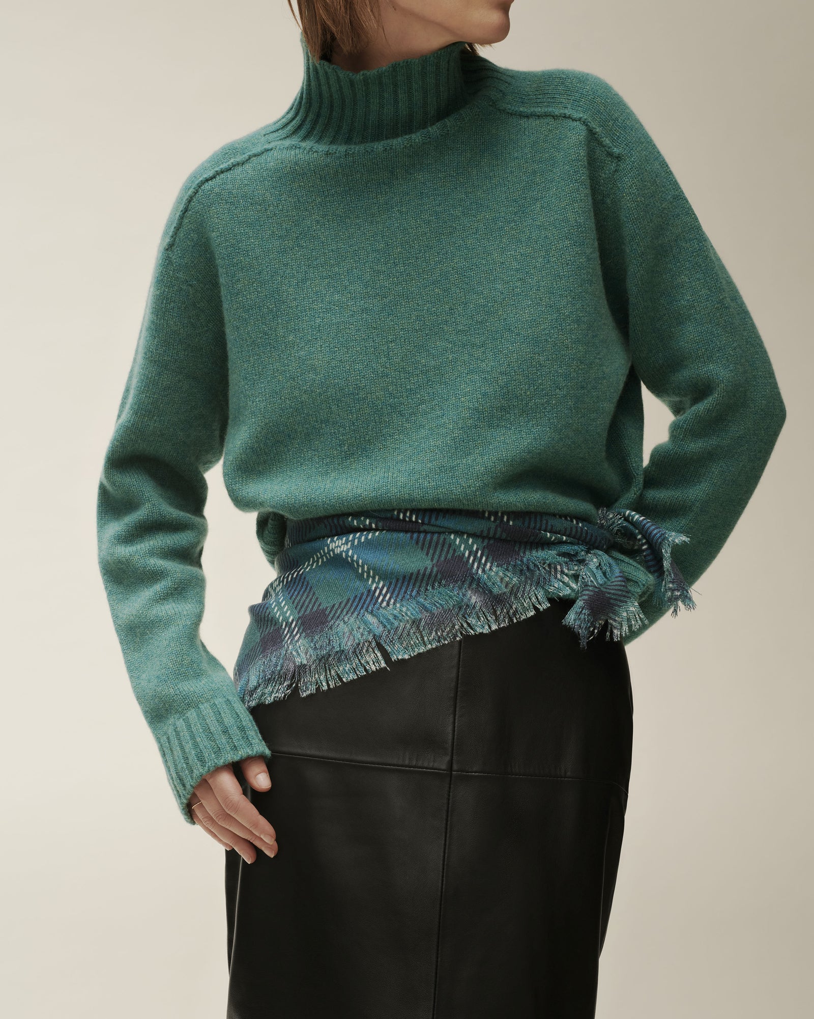 Col montant manches marteau-CEDRE-100% cachemire