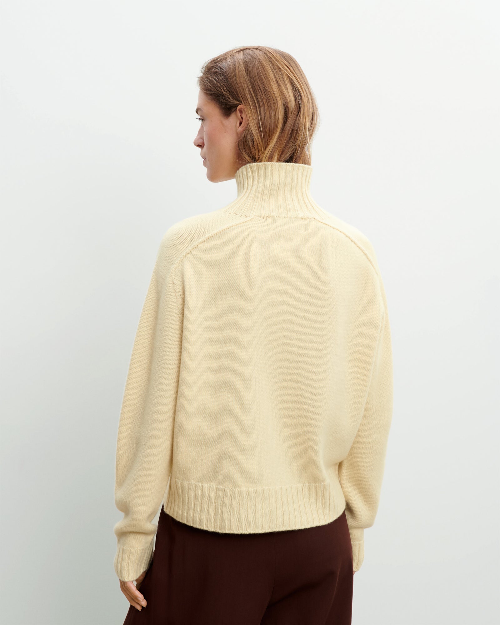 Col montant manches marteau-JAUNE PRIMEVERE-100% cachemire