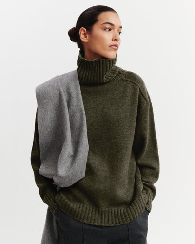 Pull col roulé Angèle-KAKI KOMBU-100% cachemire