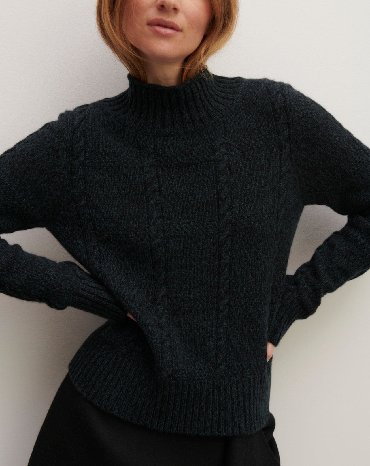 Col montant à torsades-VERT ZURICH/NOIR-100% cachemire