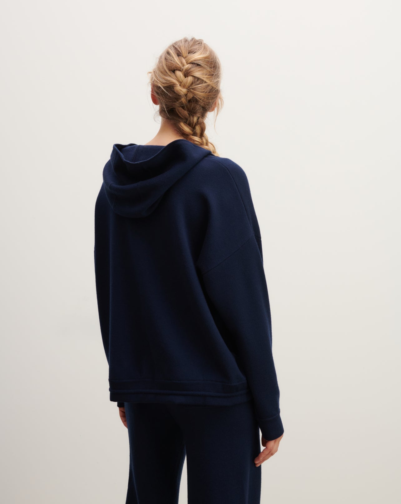 Pull à capuche double face-MARINE-INTERIEUR 100% LAINE EXTERIEUR 85% POLYAMIDE 15% ELASTHANNE
