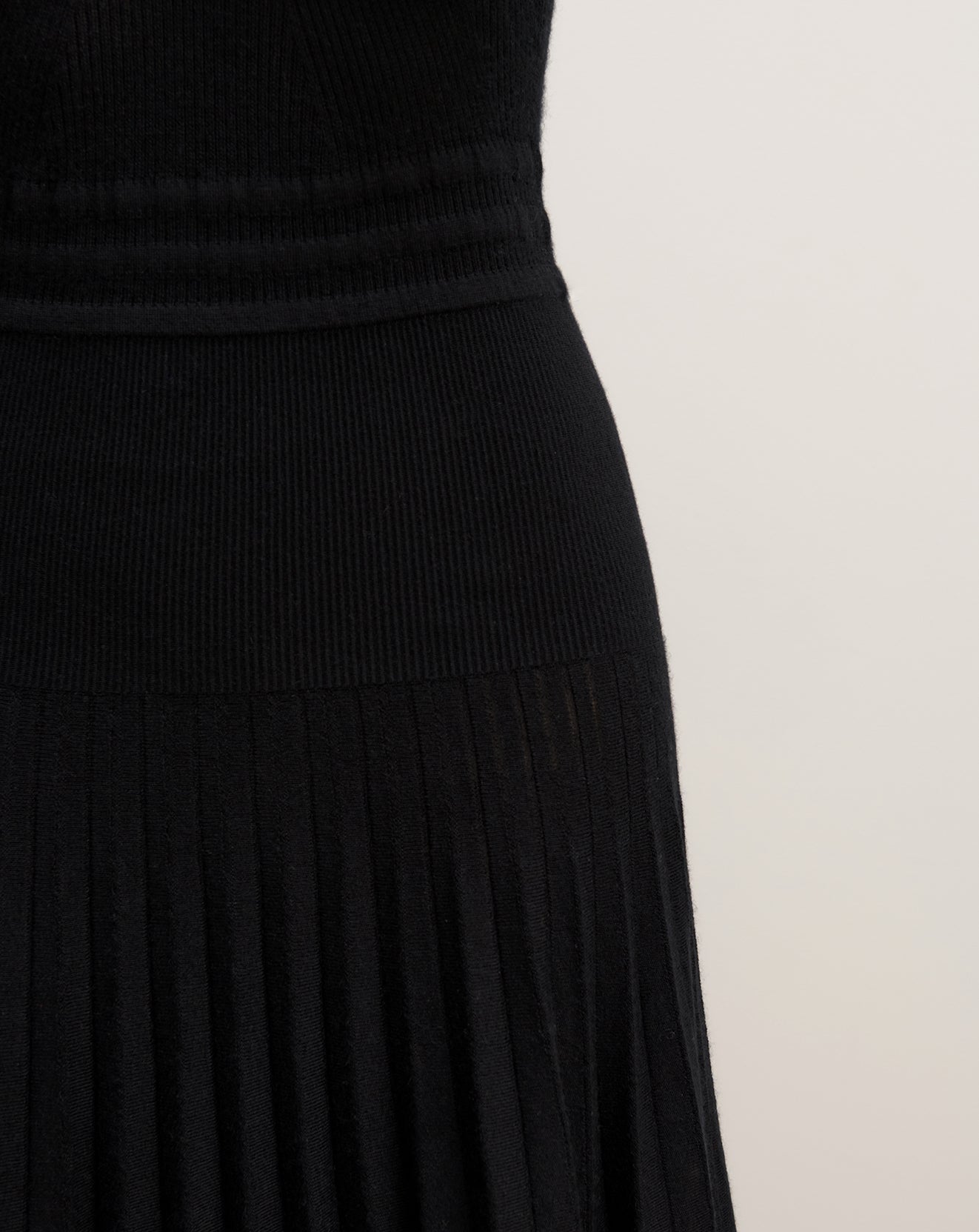 Robe longue plissée-NOIR-70% cachemire 30% soie