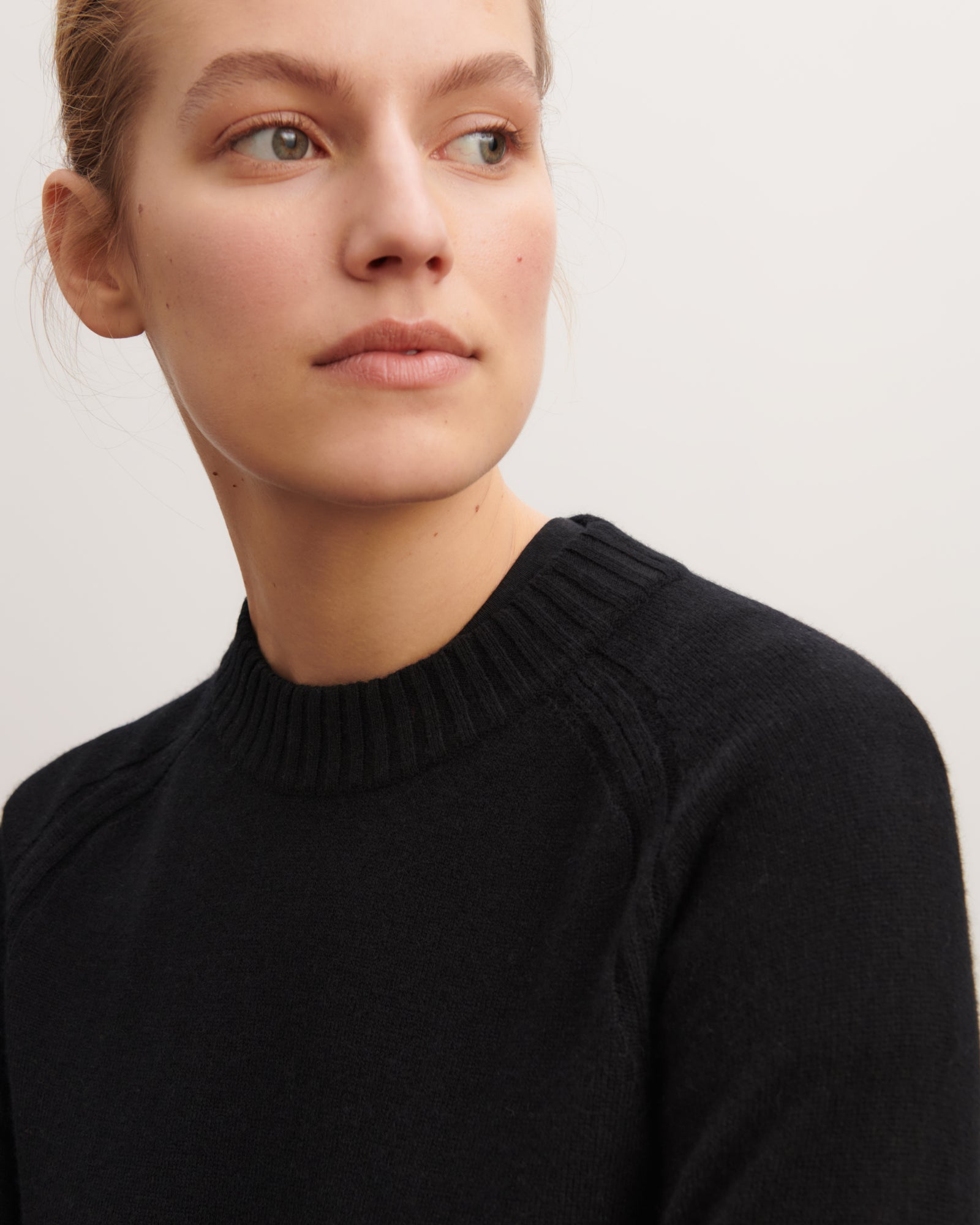 Pull col rond ajusté-NOIR-70% cachemire 30% soie