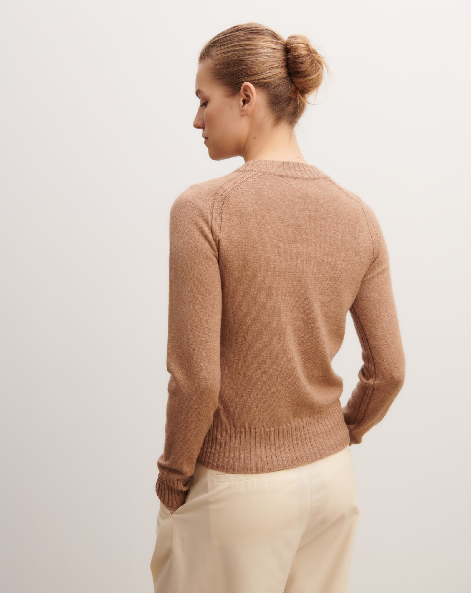 Pull col rond ajusté-CARAMEL-70% cachemire 30% soie